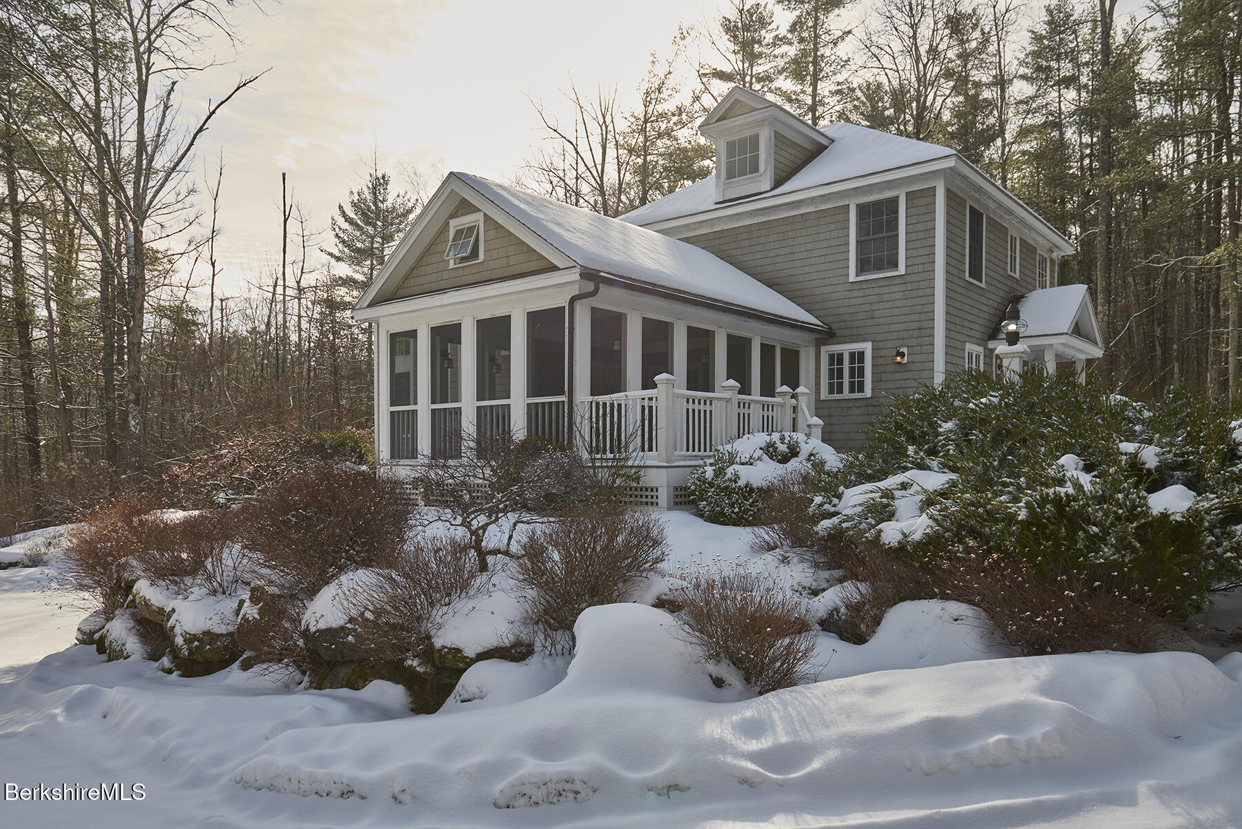 8 Bean Hill Rd