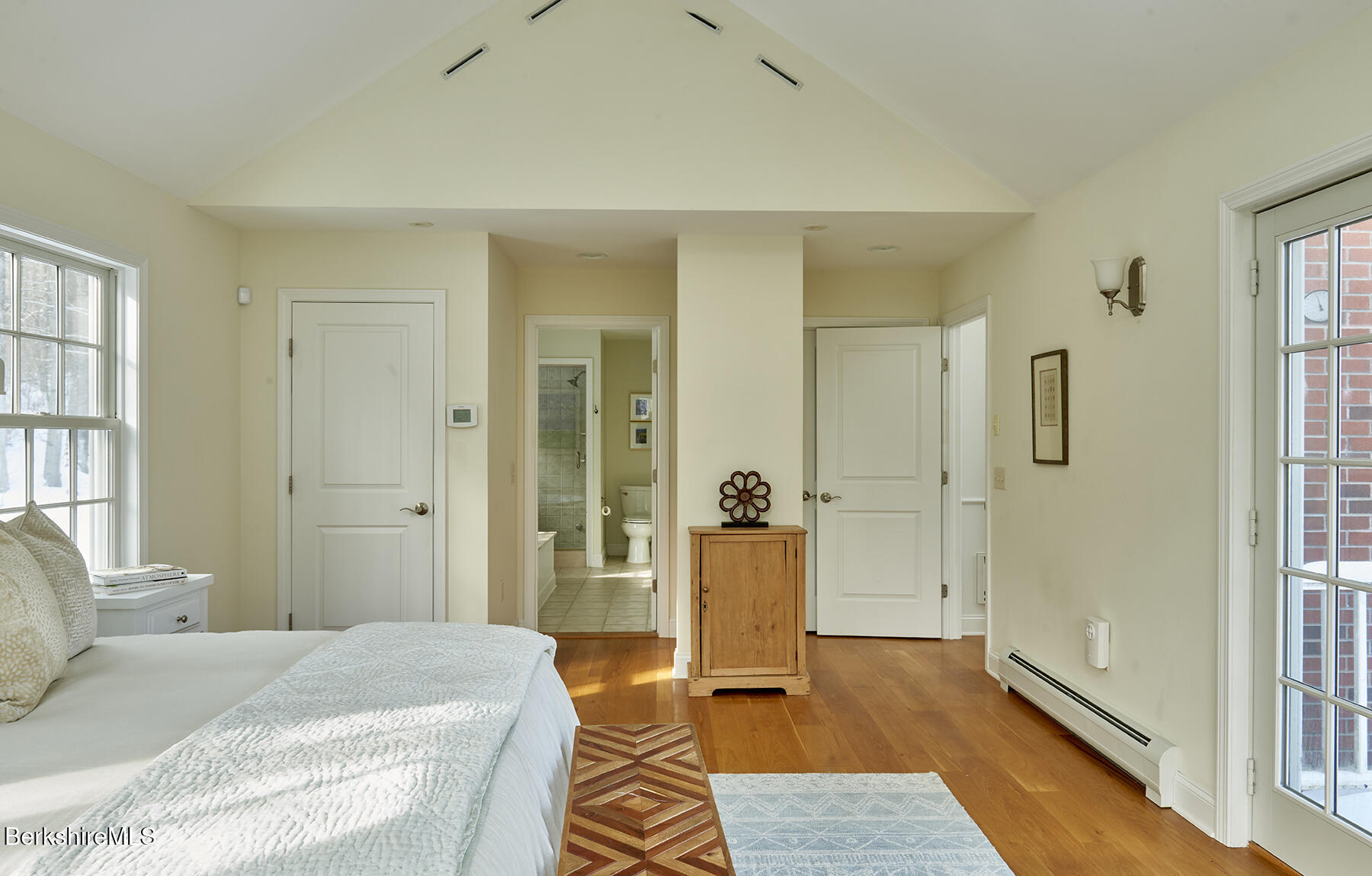 8 Bean Hill Rd