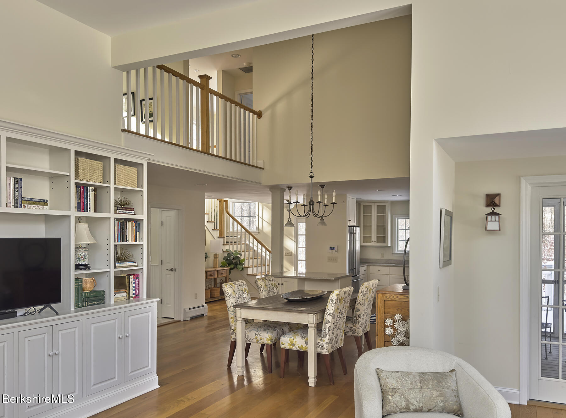 8 Bean Hill Rd