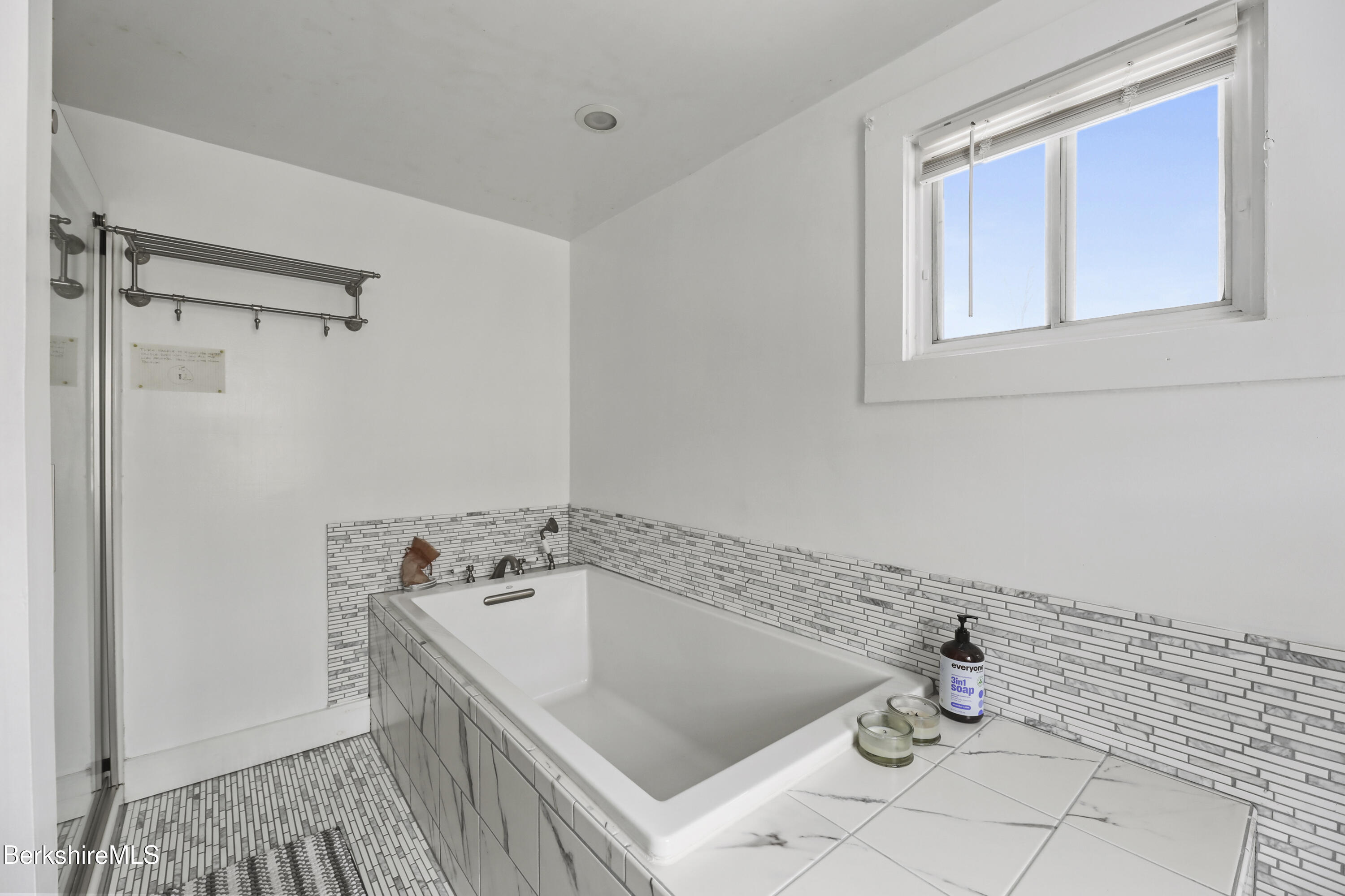 7 Park St, Stockbridge