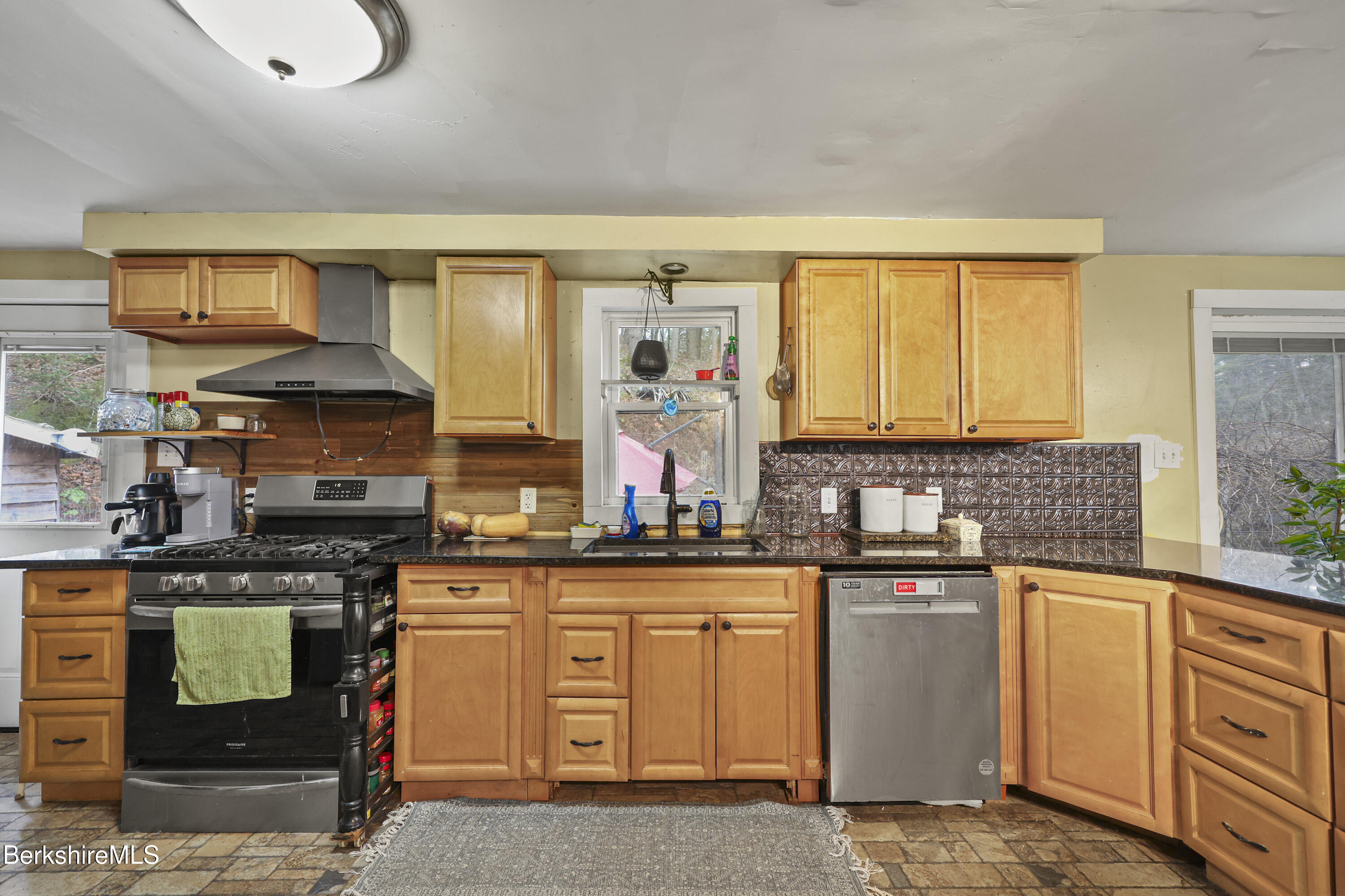 194 Canaan Southfield Rd