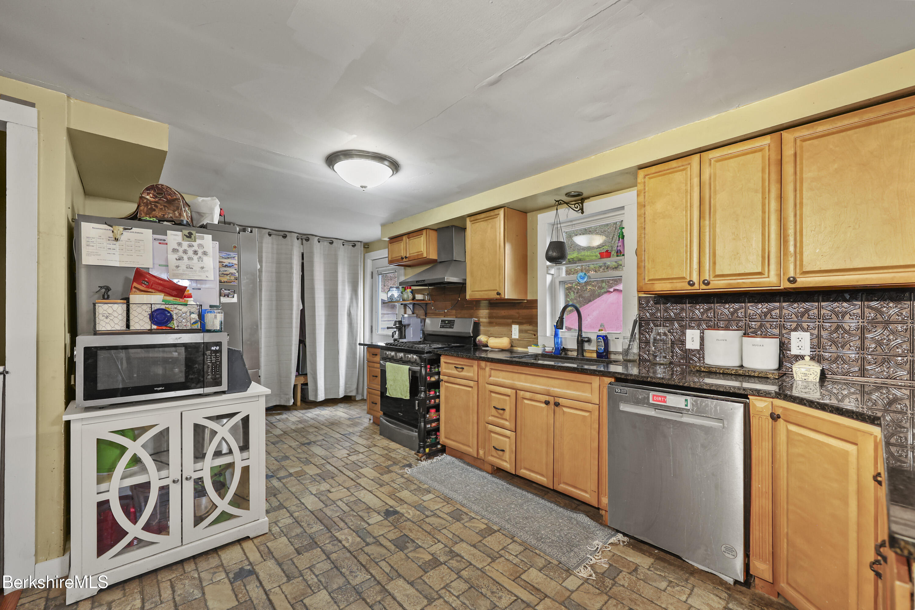 194 Canaan Southfield Rd