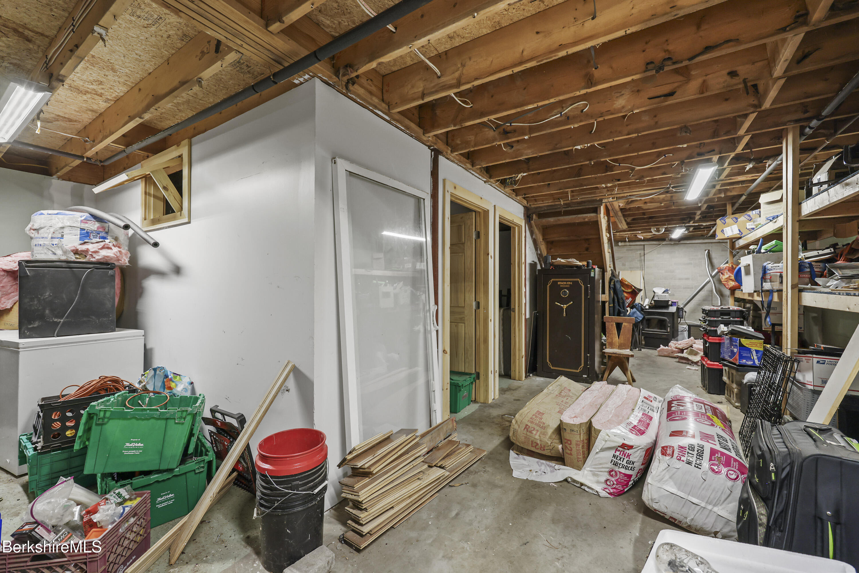 194 Canaan Southfield Rd