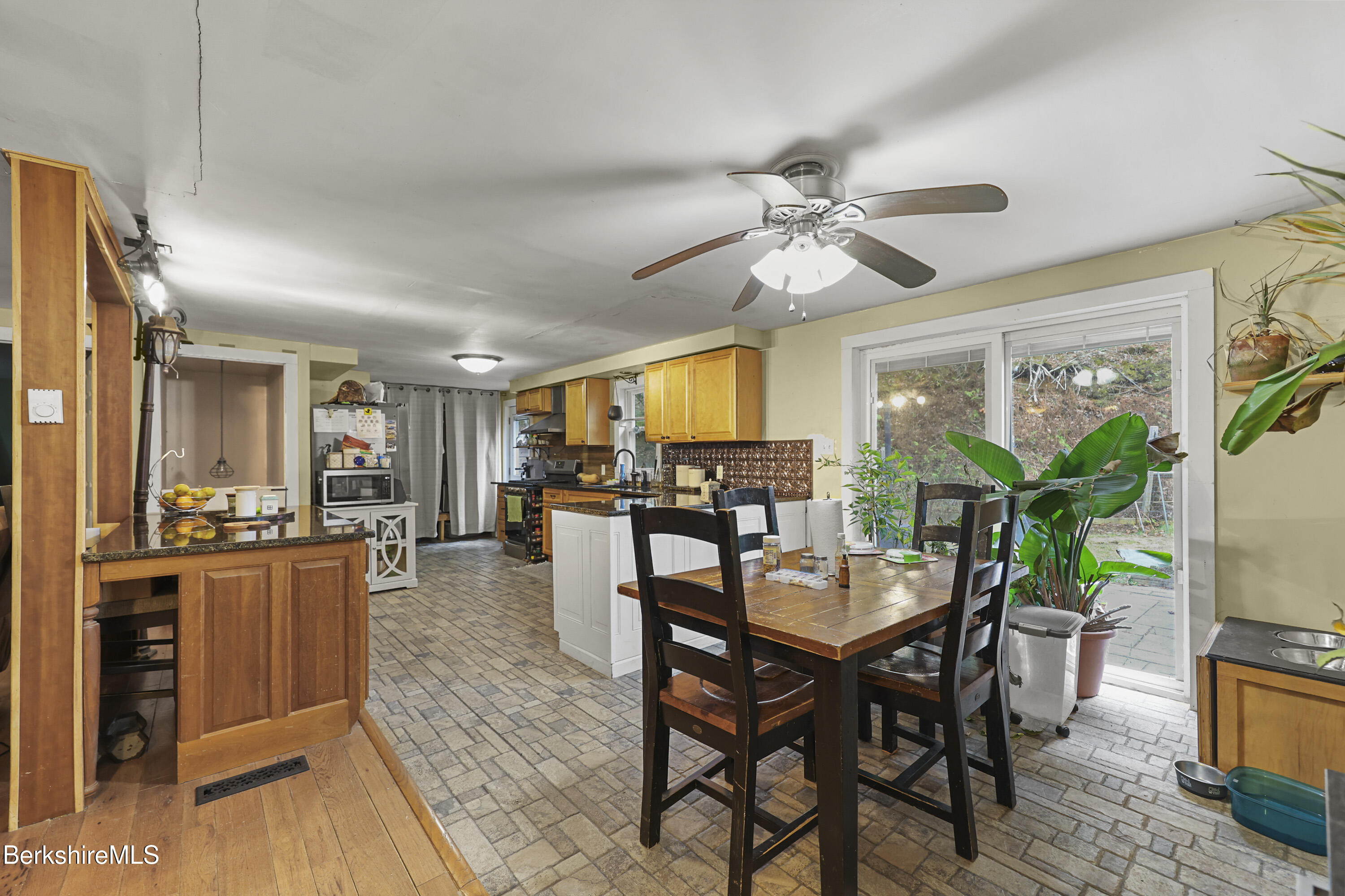 194 Canaan Southfield Rd