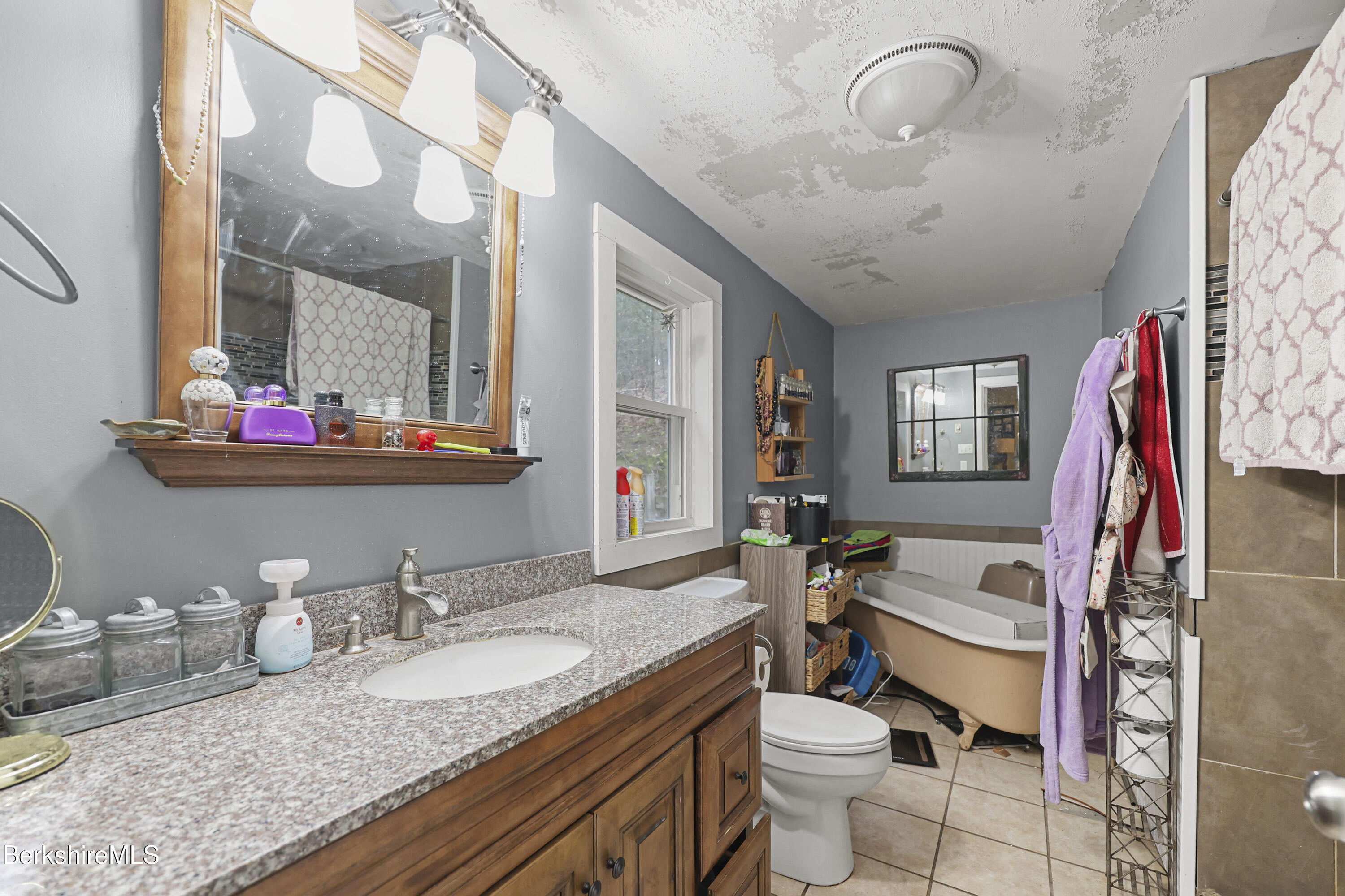 194 Canaan Southfield Rd