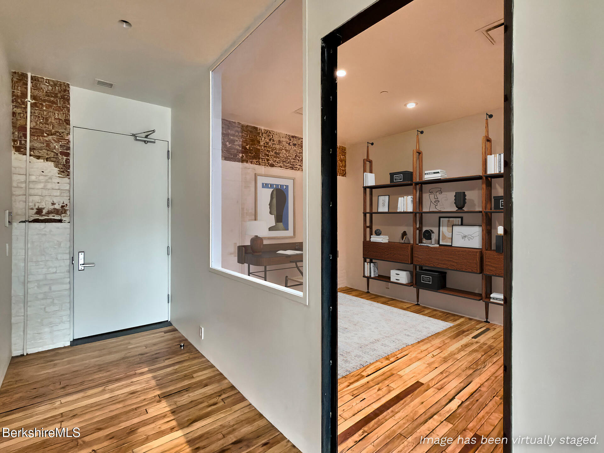 520 State Rd 208