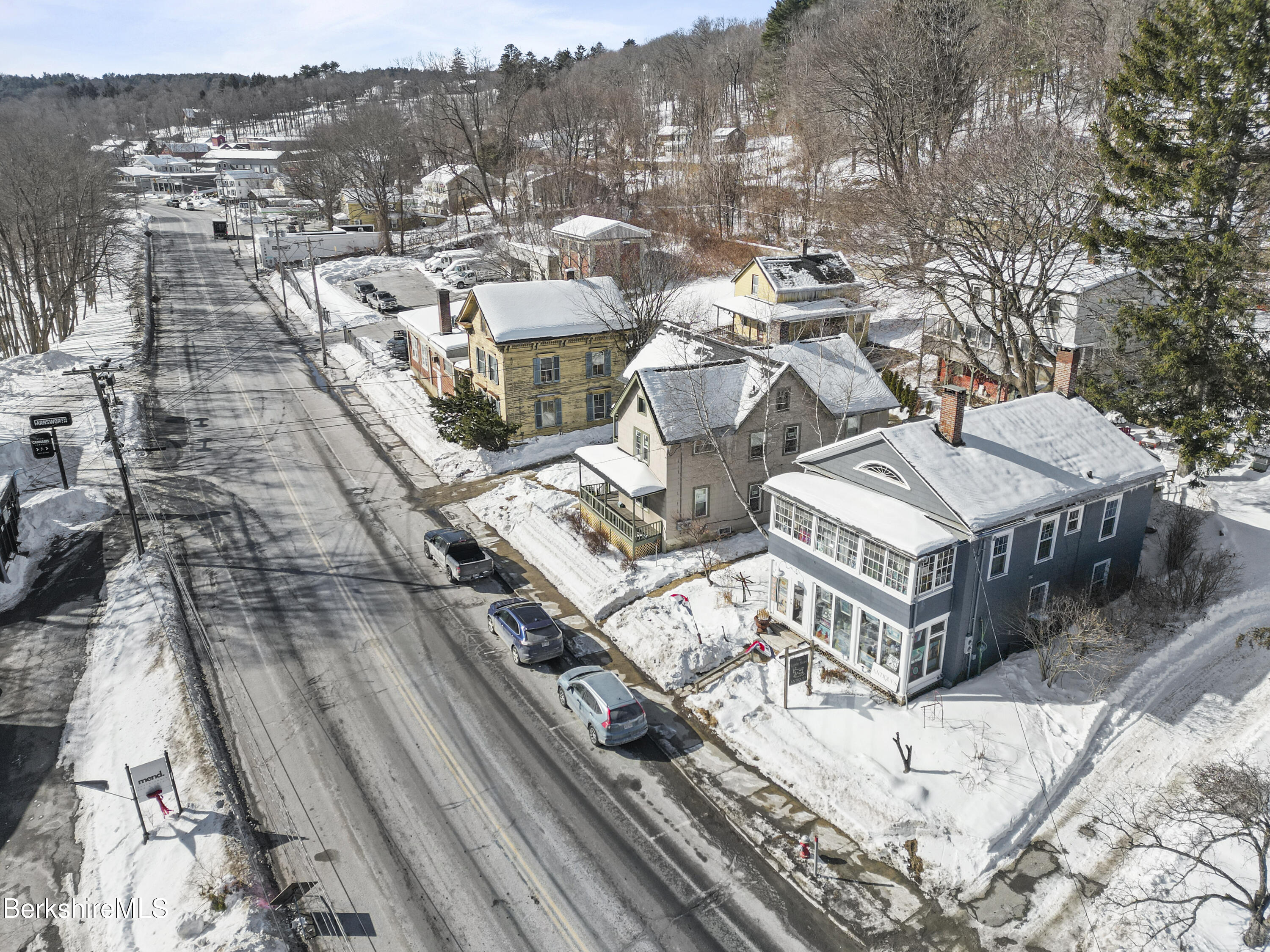 88-90 Main St