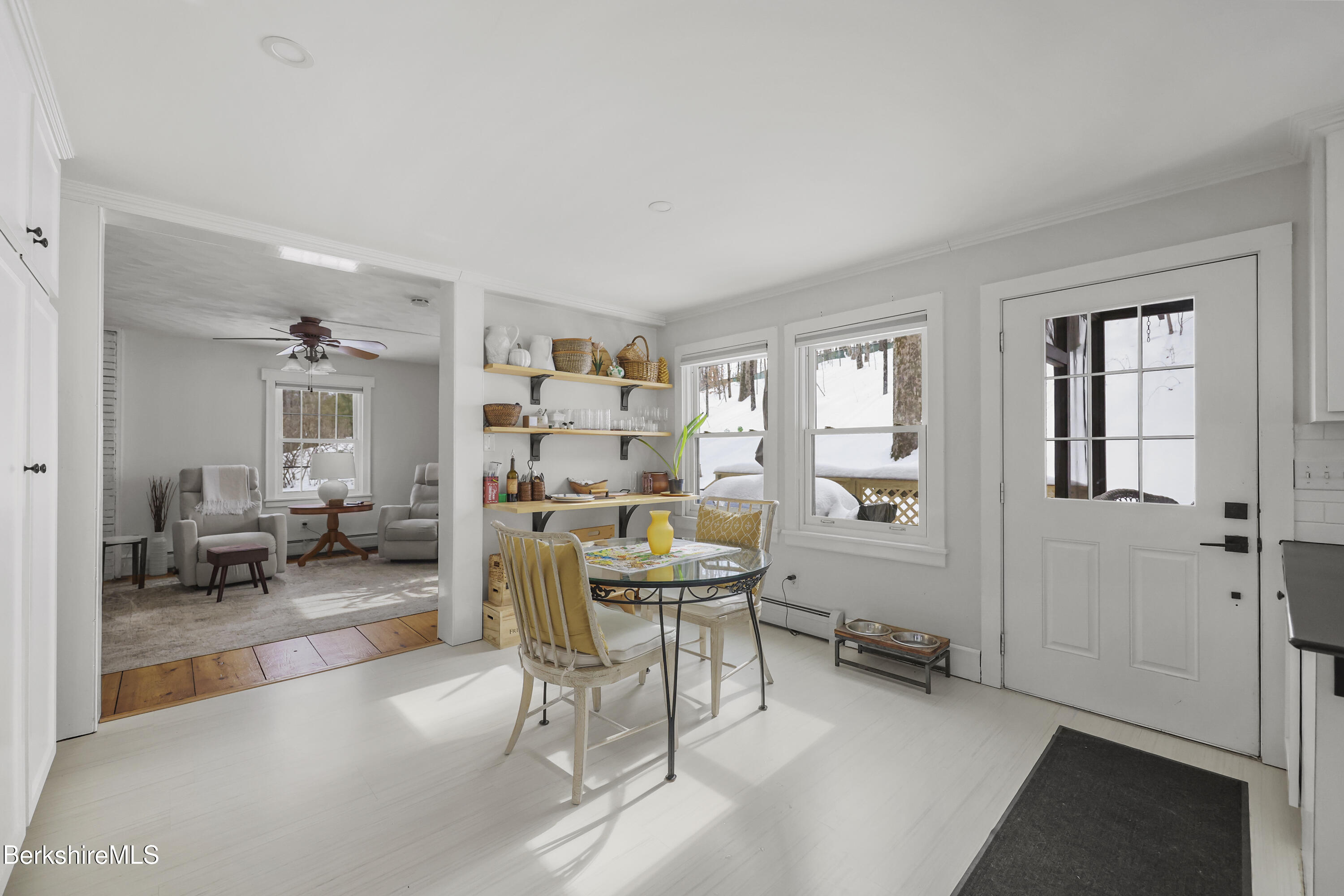 360 Housatonic St