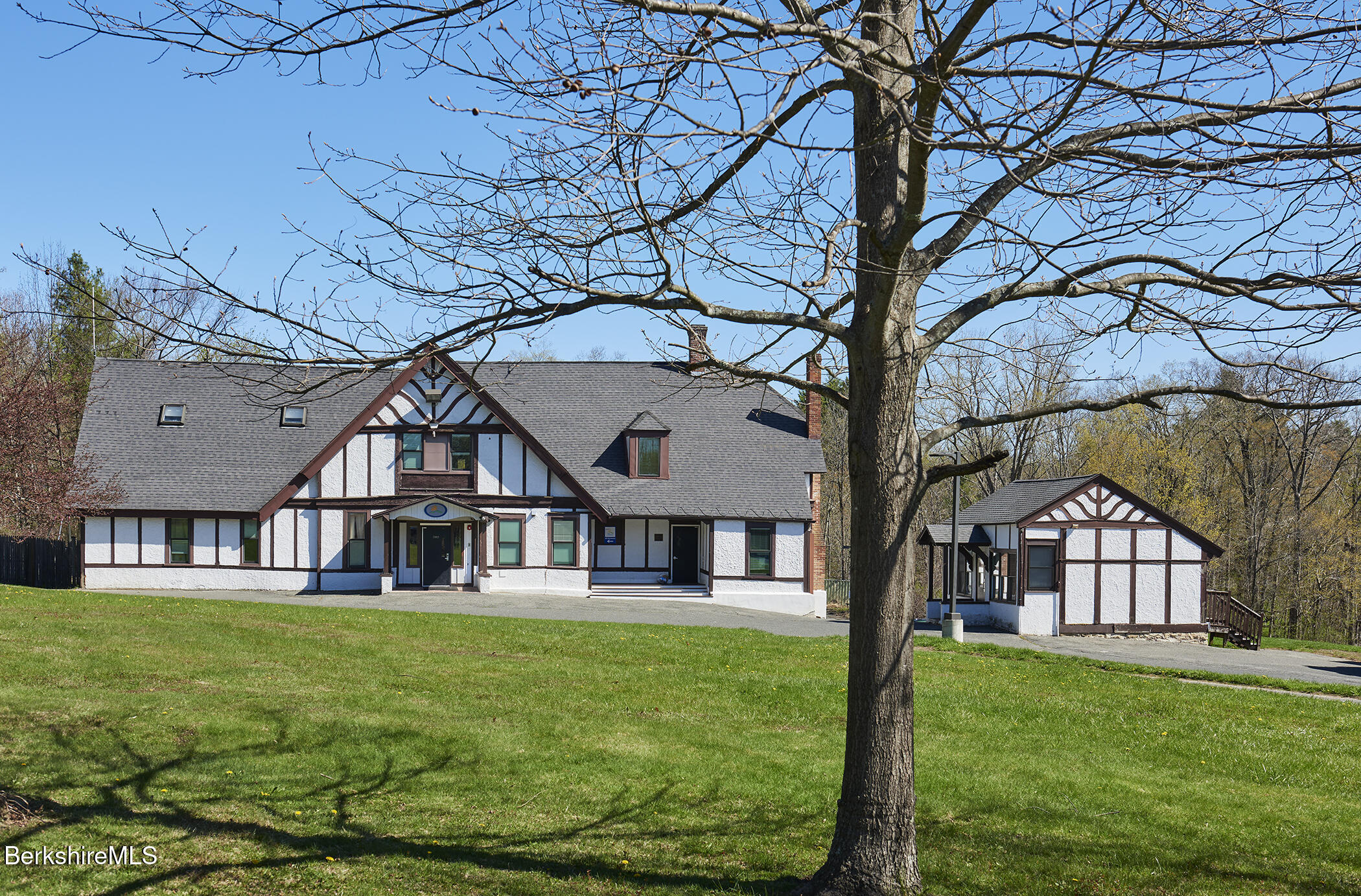 349 Old Stockbridge Rd