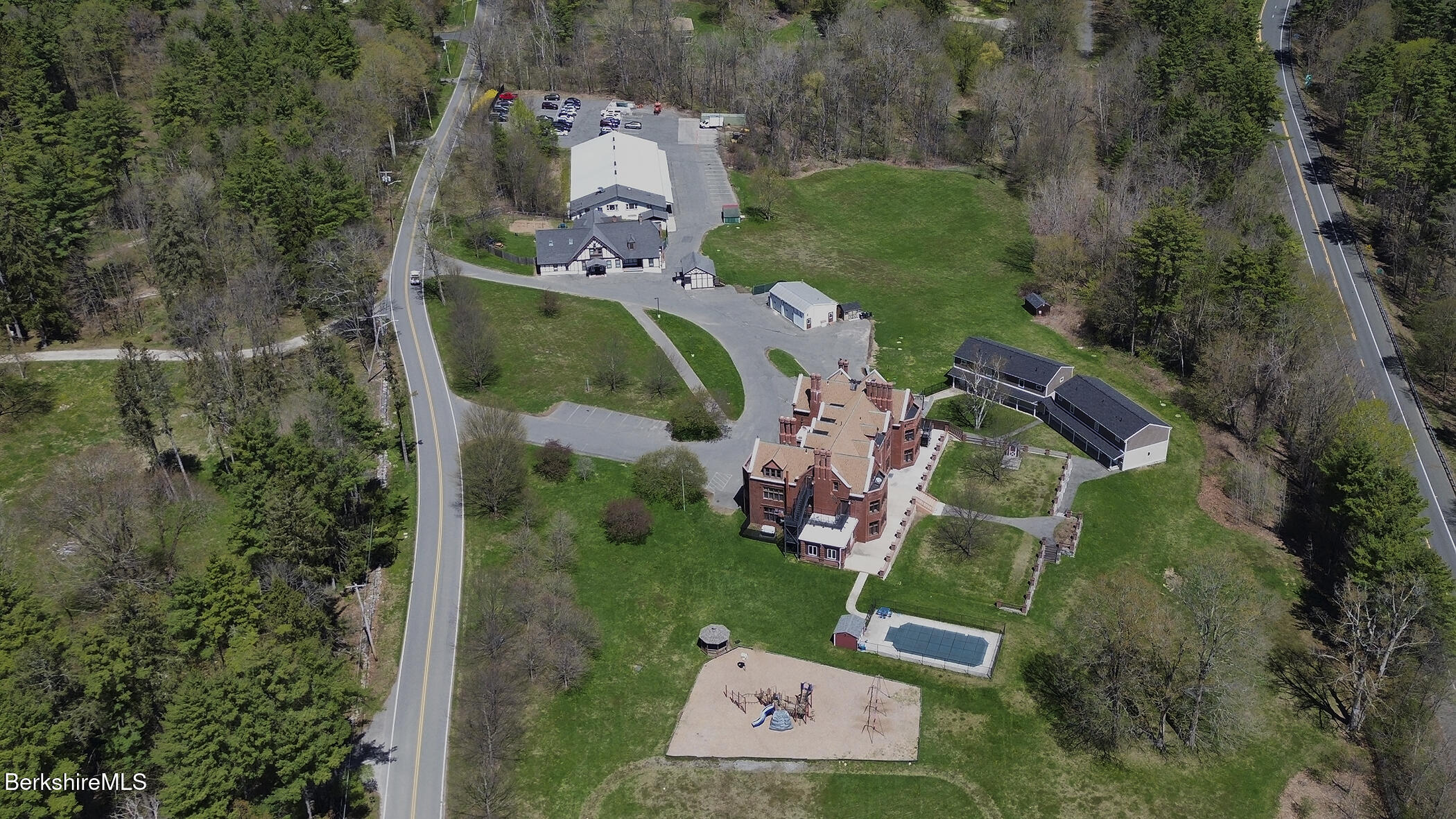 349 Old Stockbridge Rd