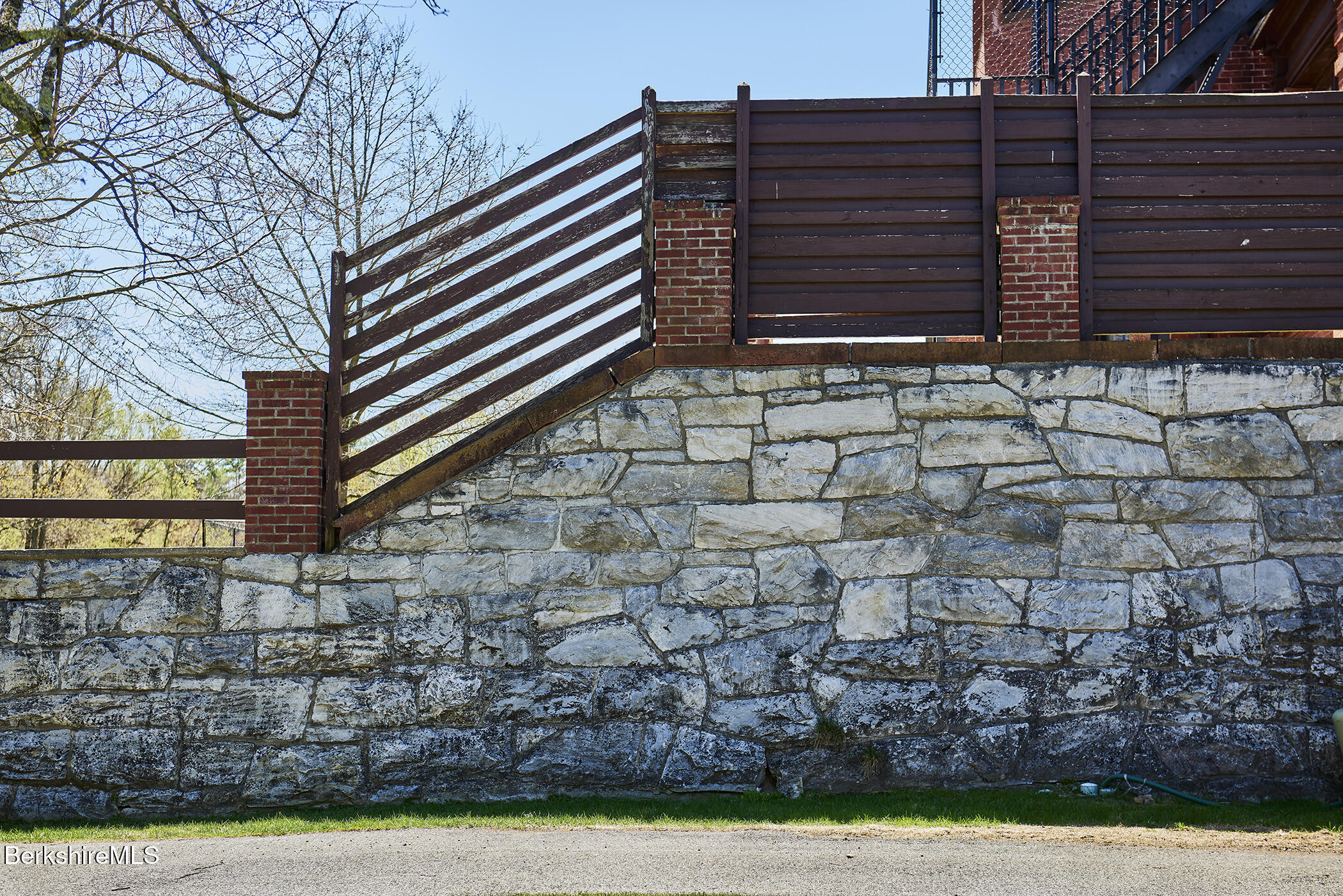 349 Old Stockbridge Rd