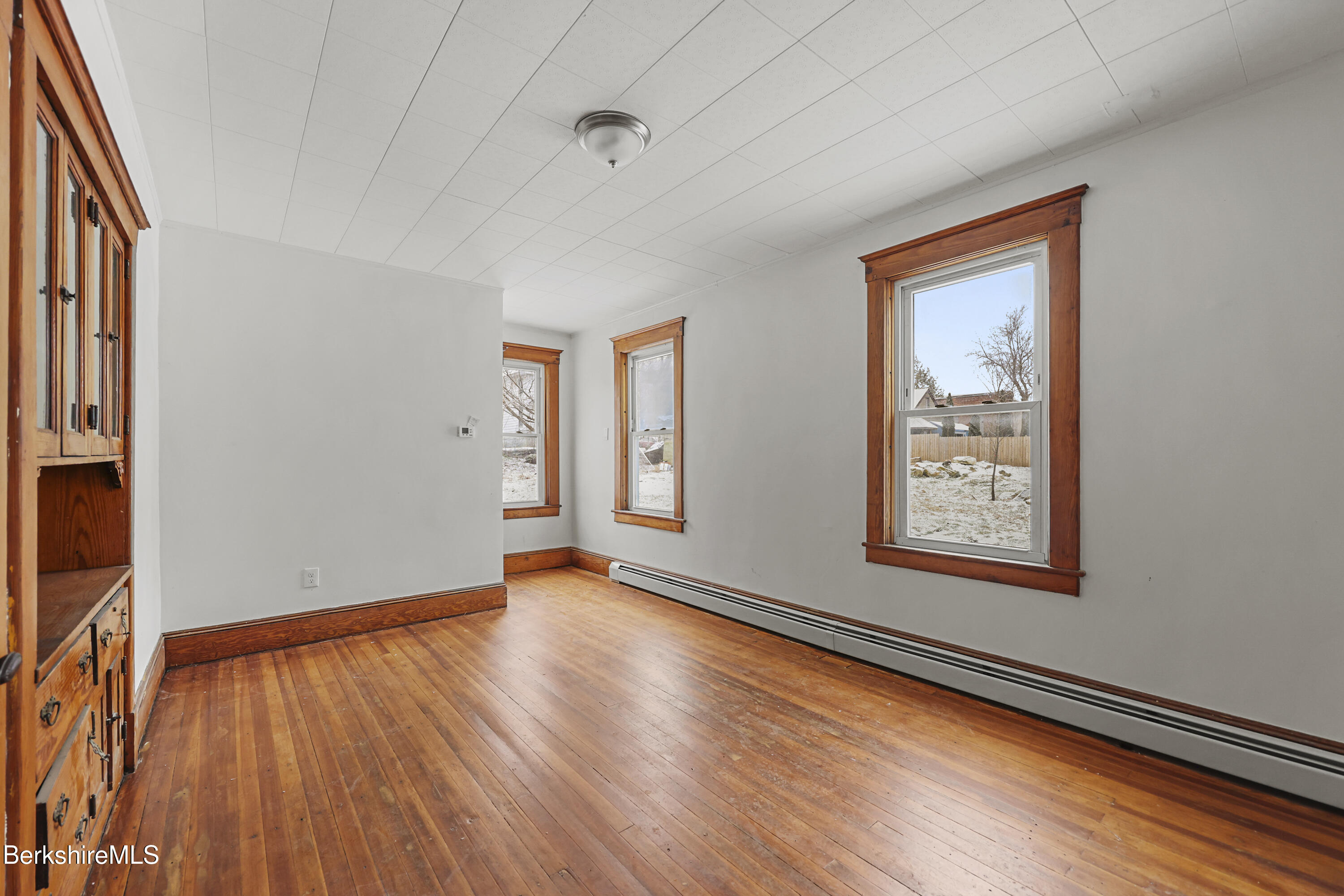 34 Daniels Ave