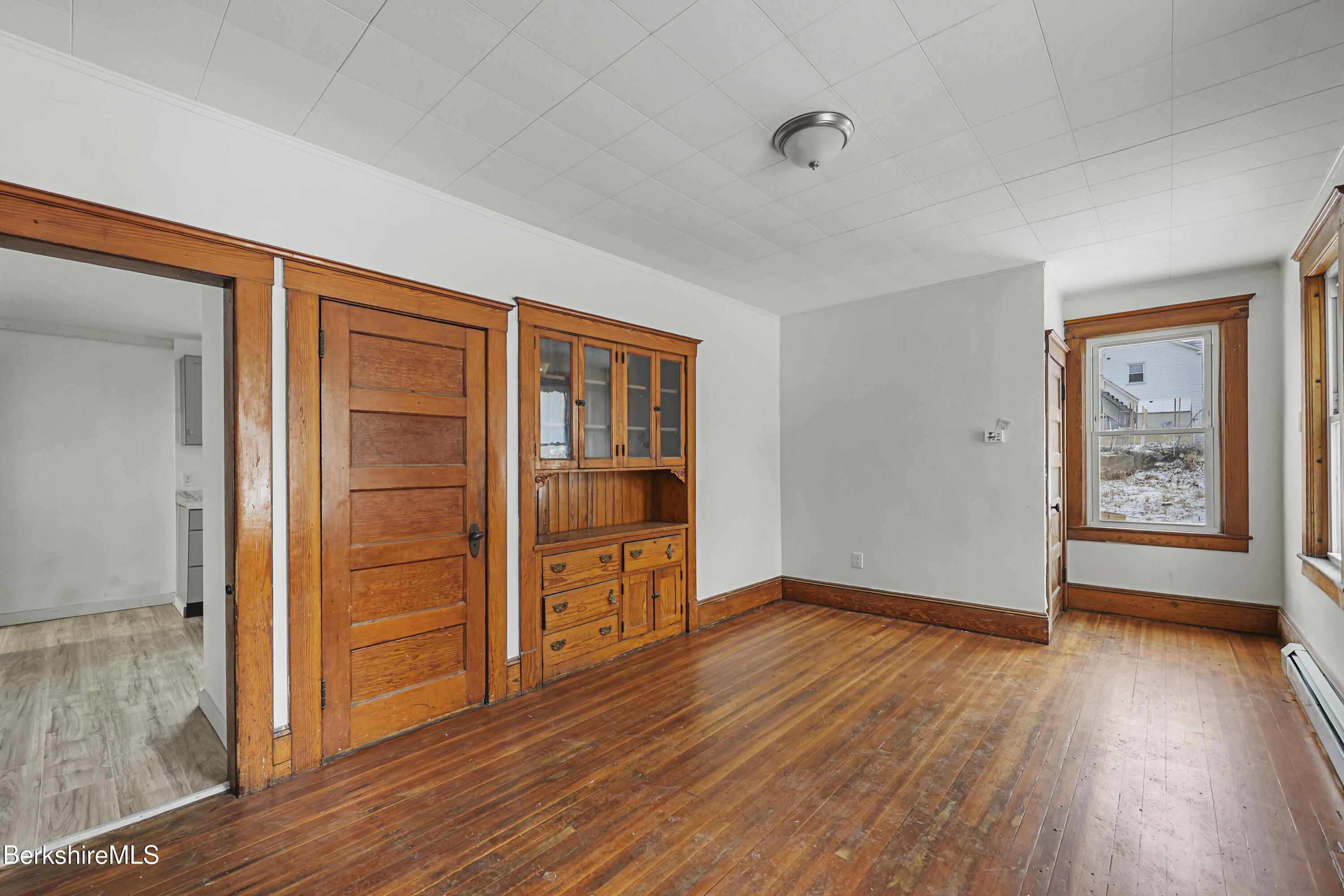 34 Daniels Ave