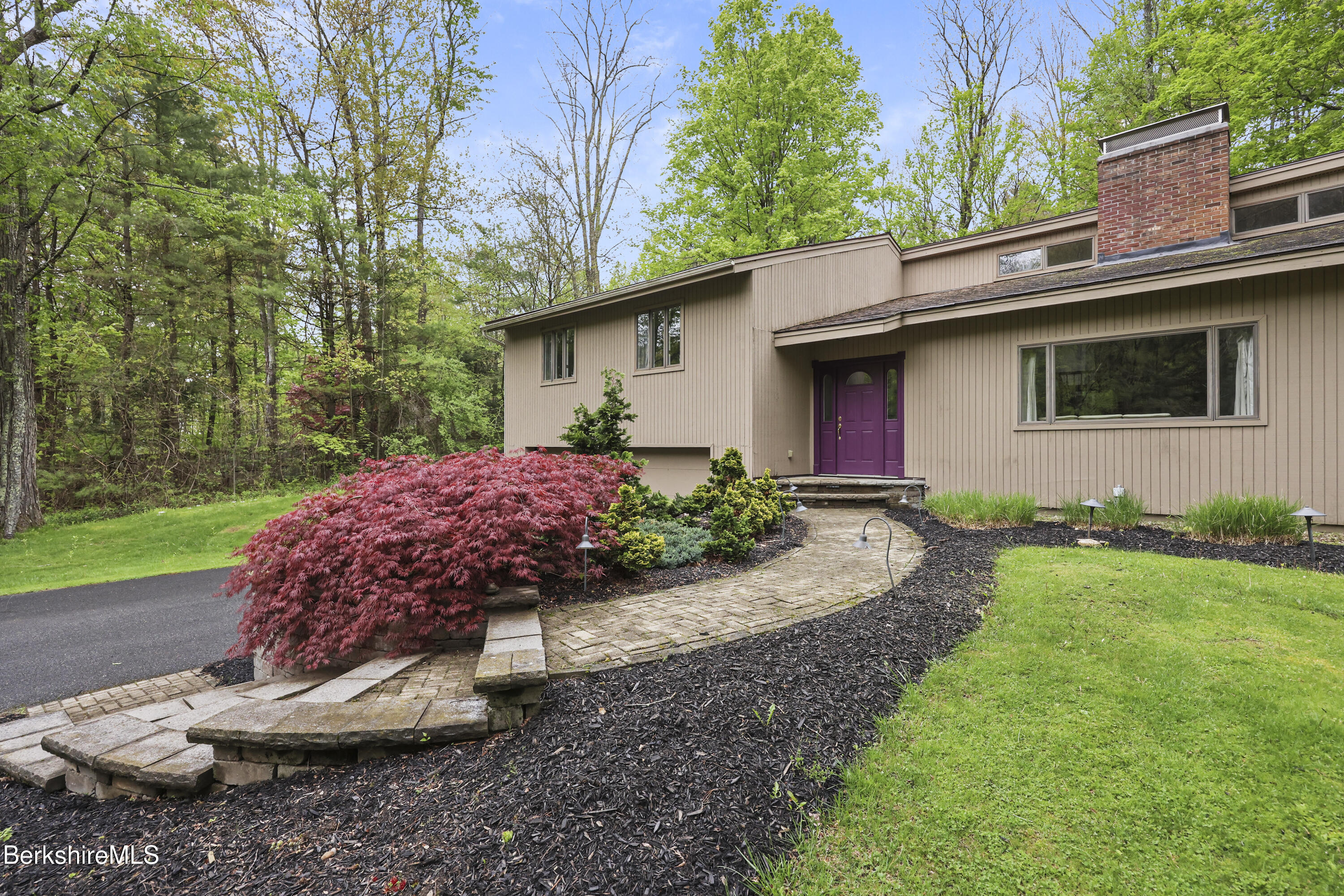 1862 Home Rd
