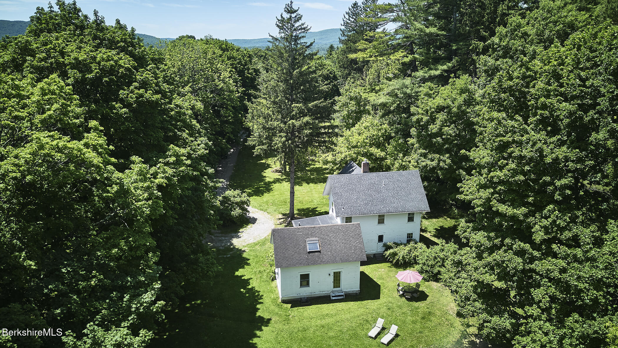 10 Prospect Hill Rd