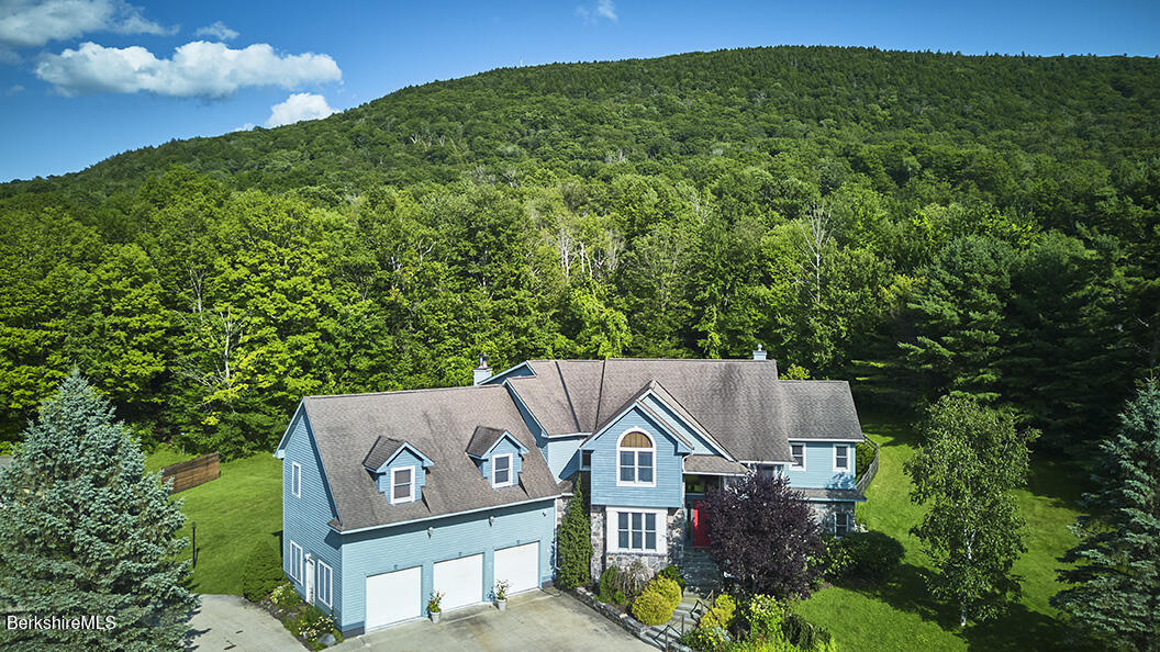 421 Swamp Rd