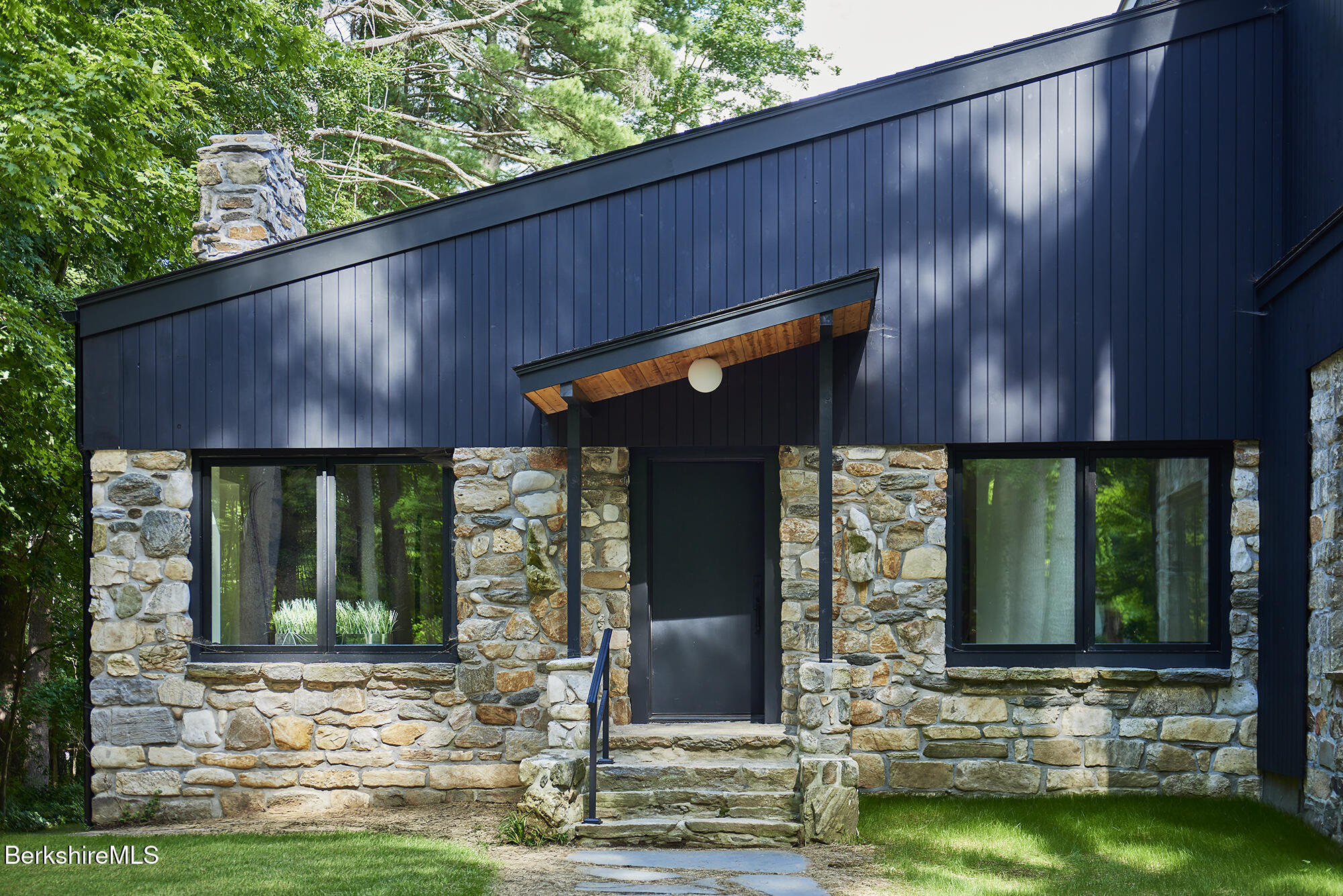 114 Christian Hill Rd