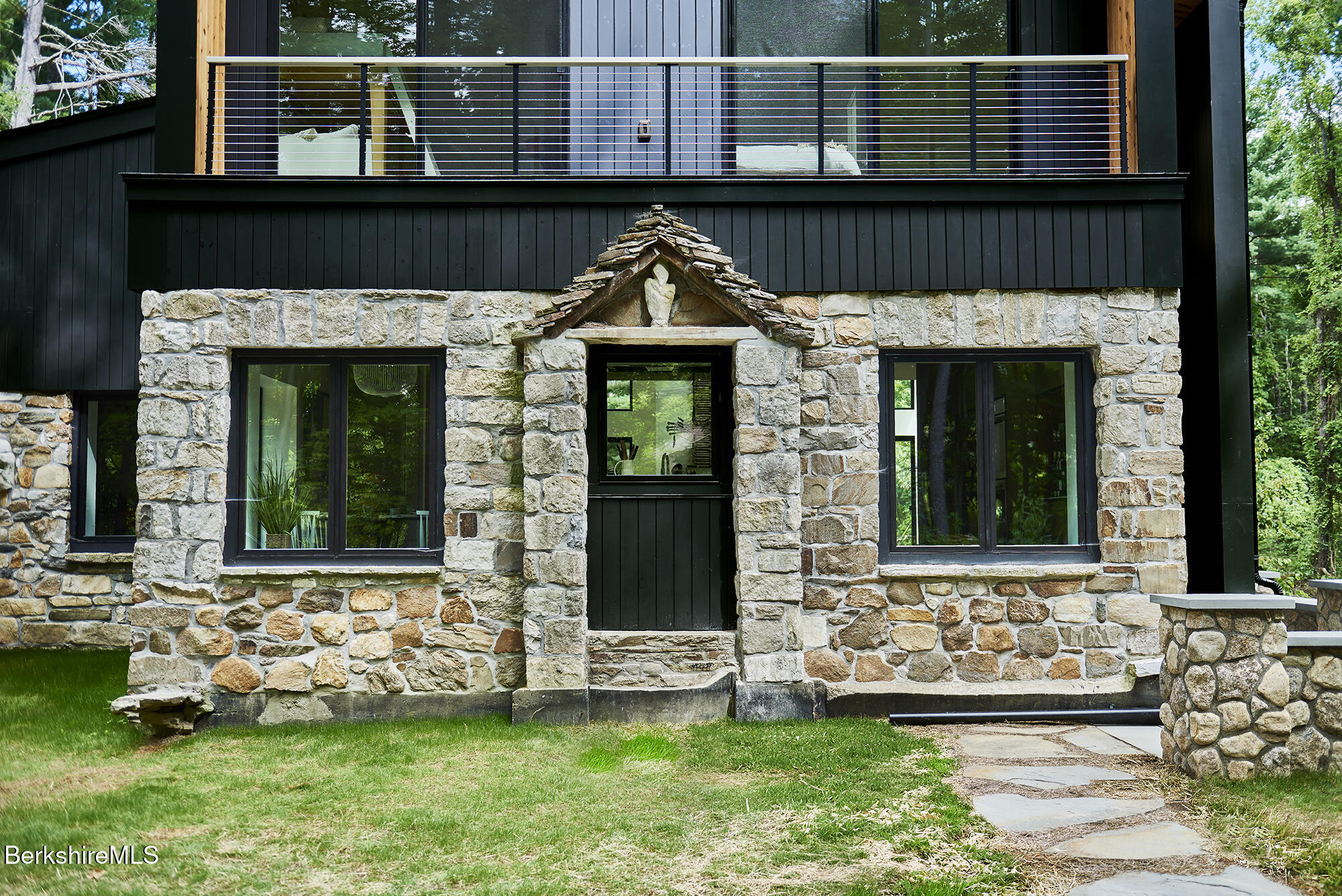114 Christian Hill Rd