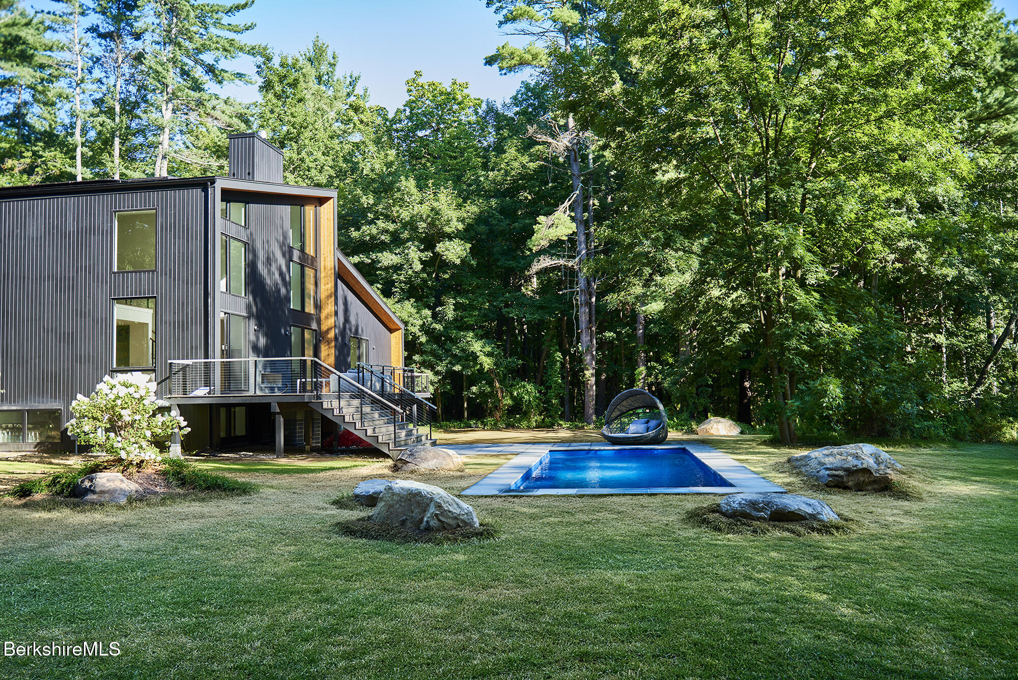 114 Christian Hill Rd