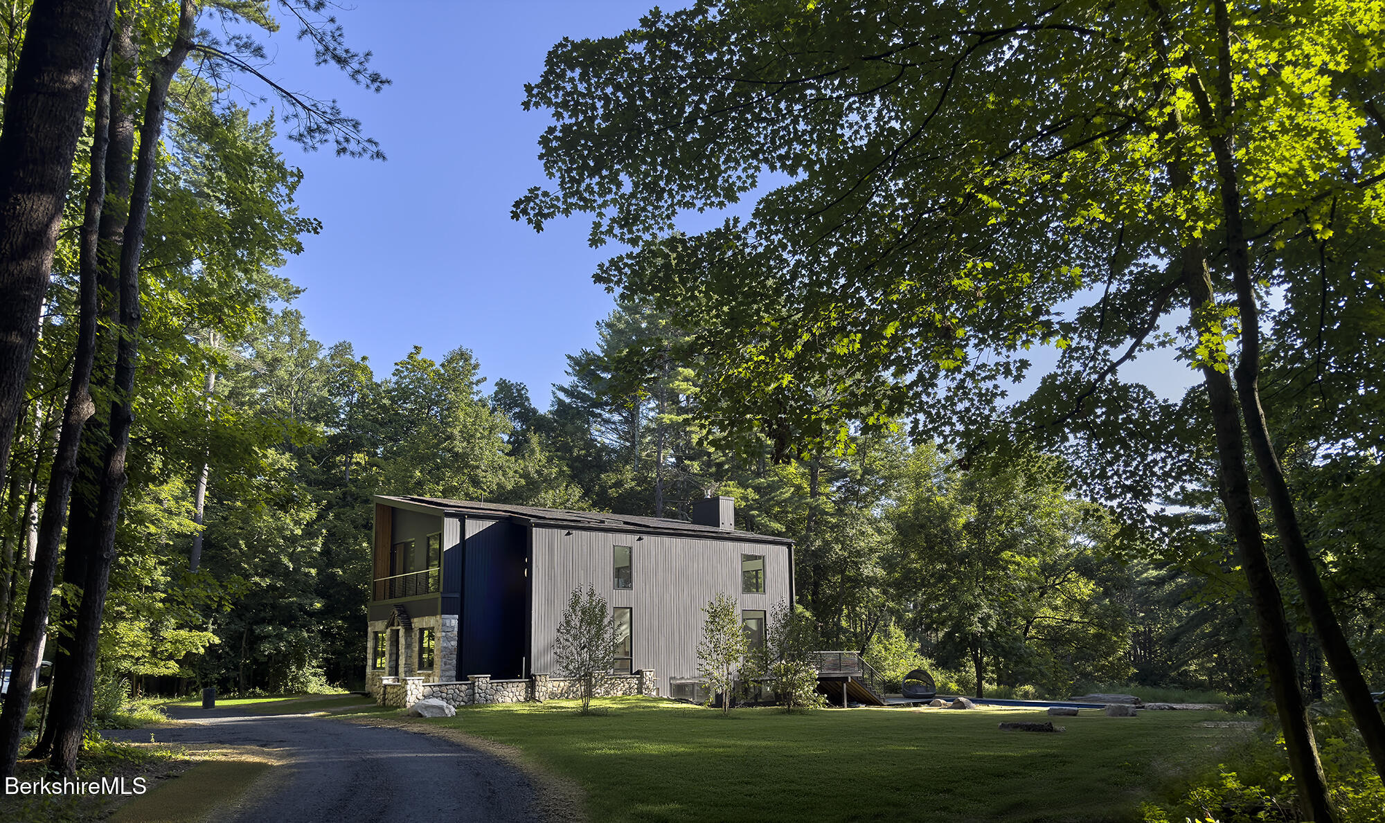 114 Christian Hill Rd