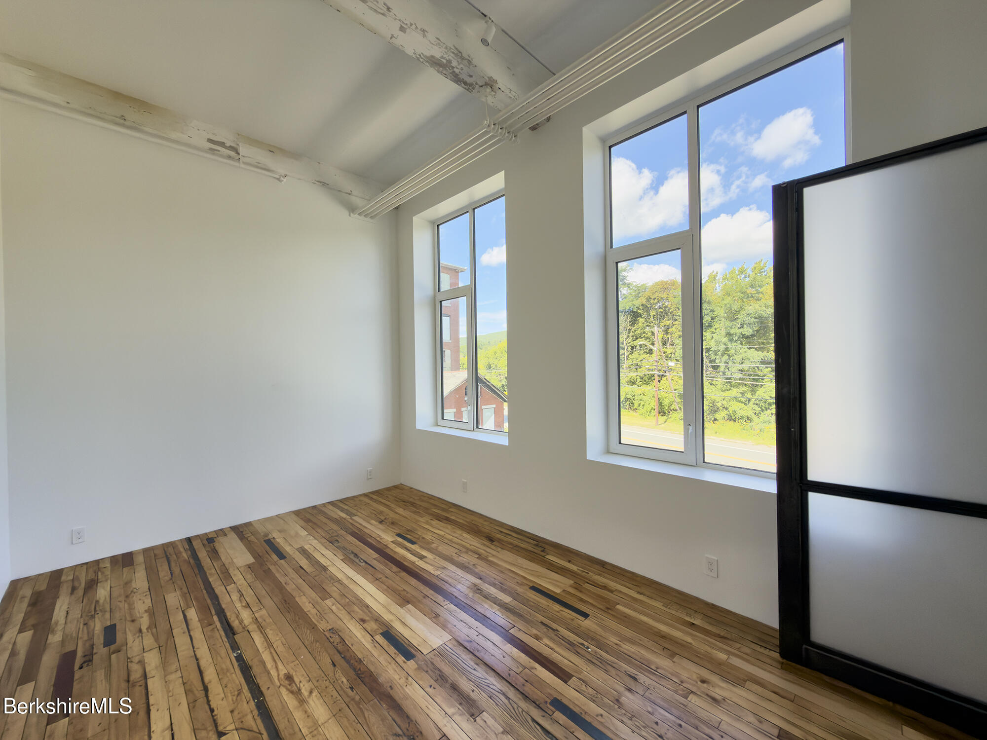 520 State Rd 209