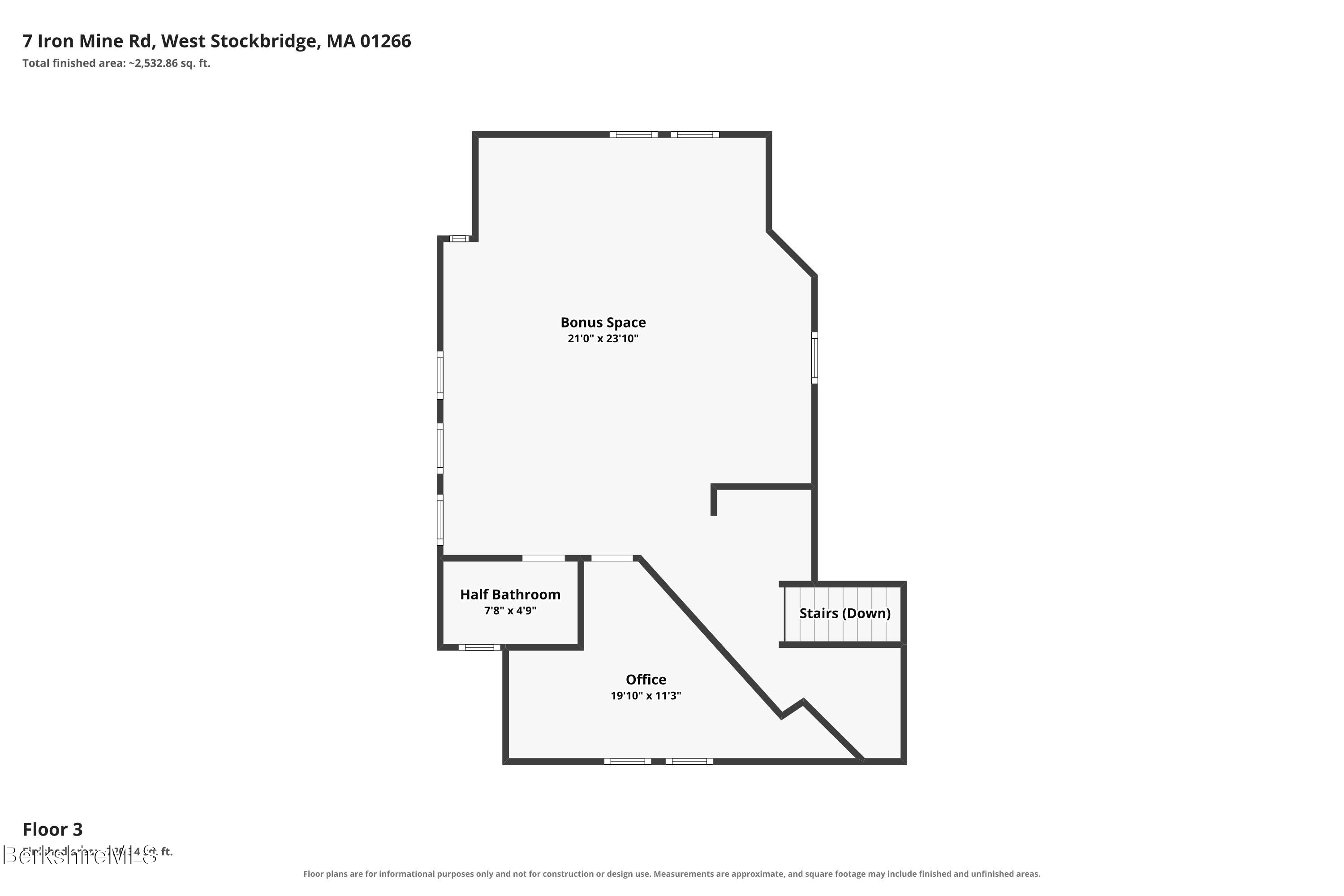 Third-floor plan showing bonus space, half bathroom, office, and stairs.
