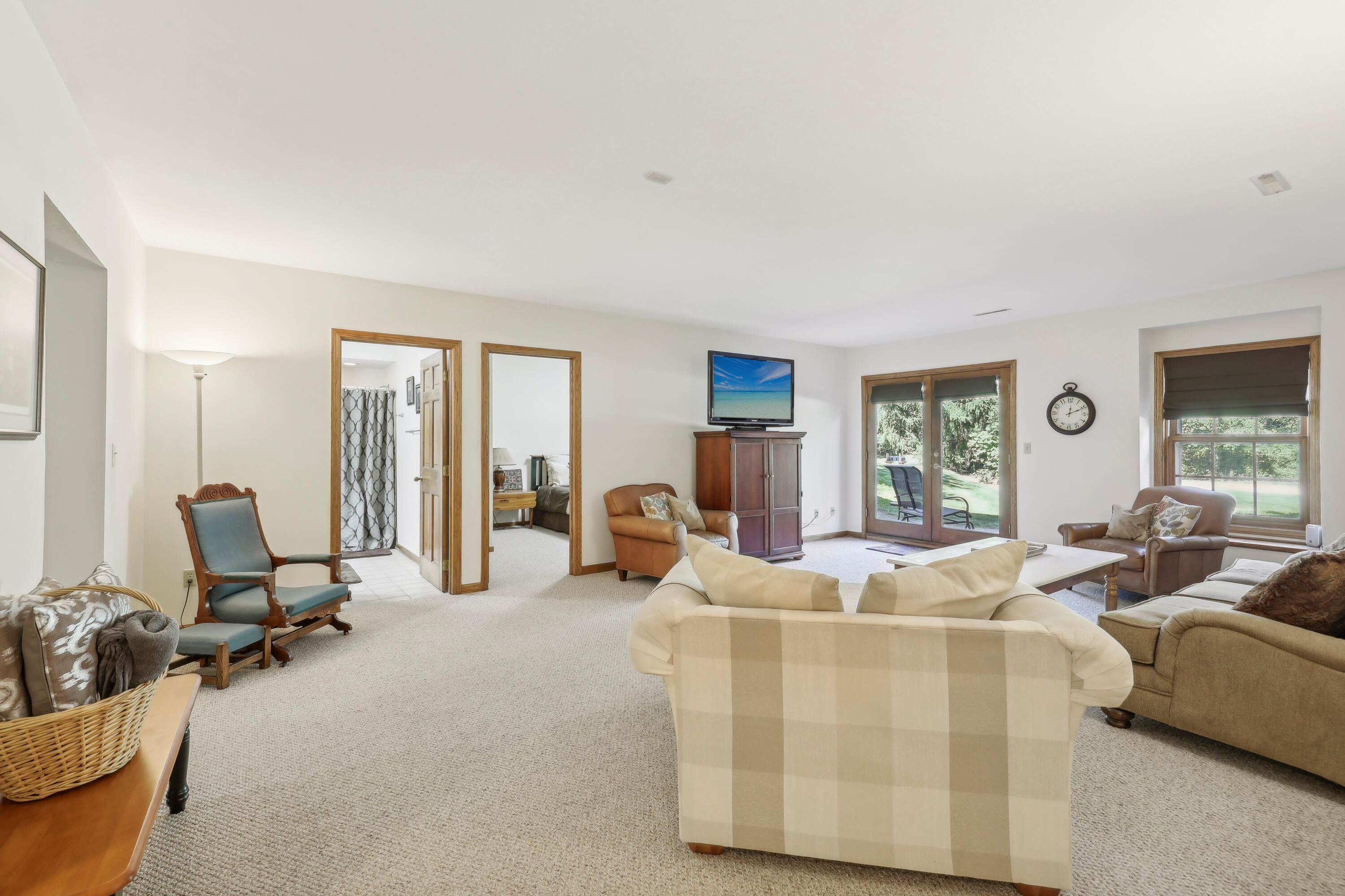 649 Cardiff Dr