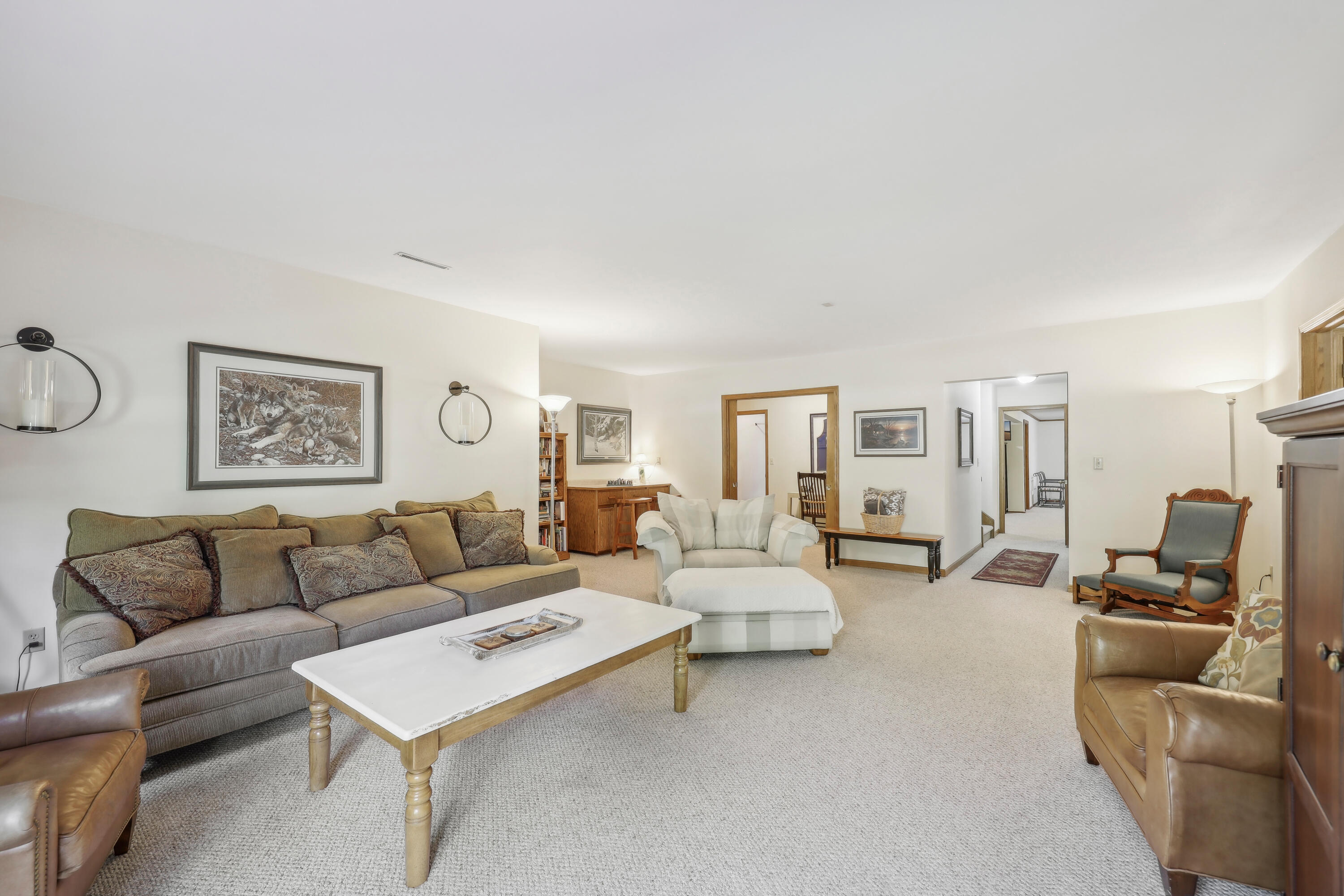 649 Cardiff Dr