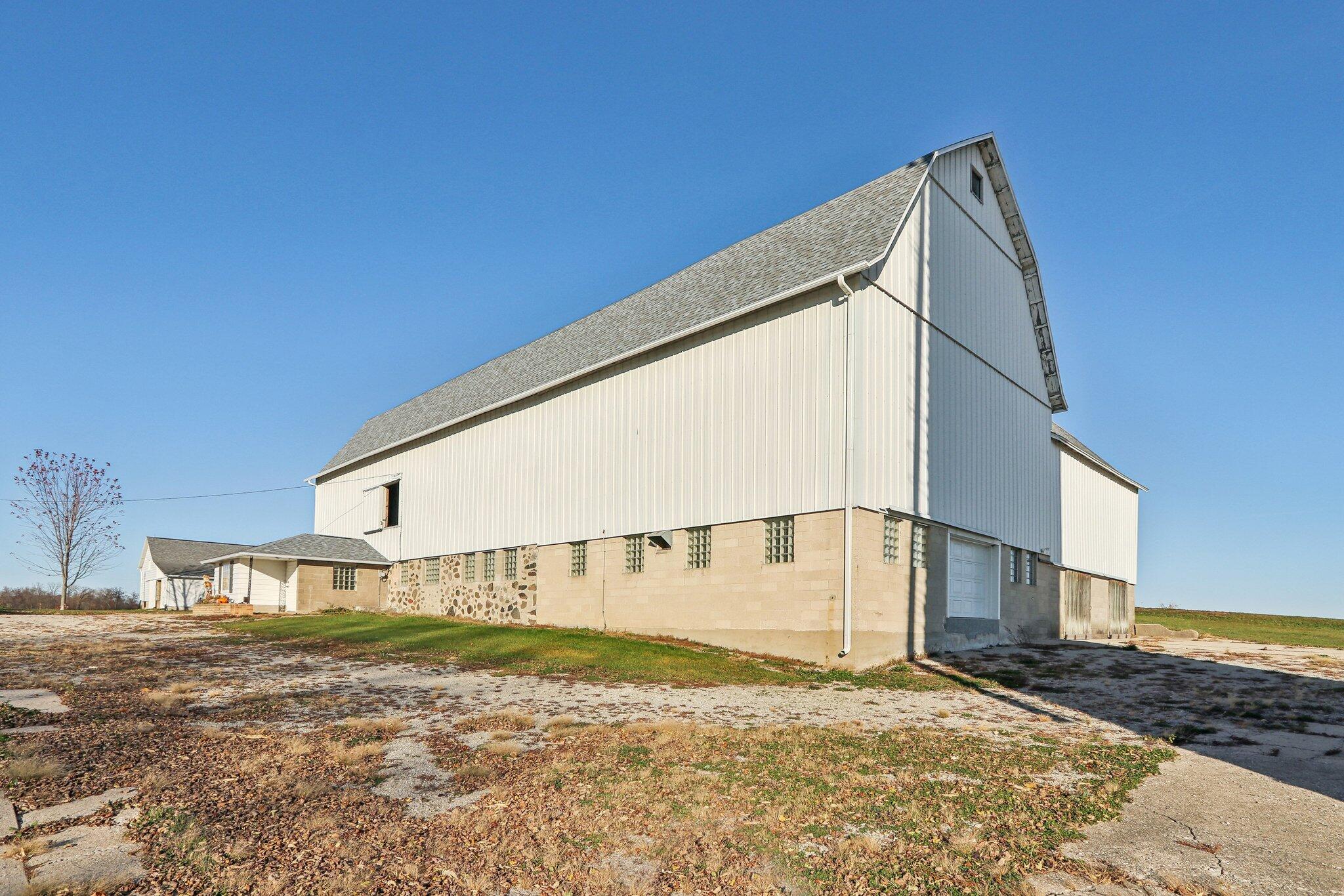 W7167 Five Mile Rd
