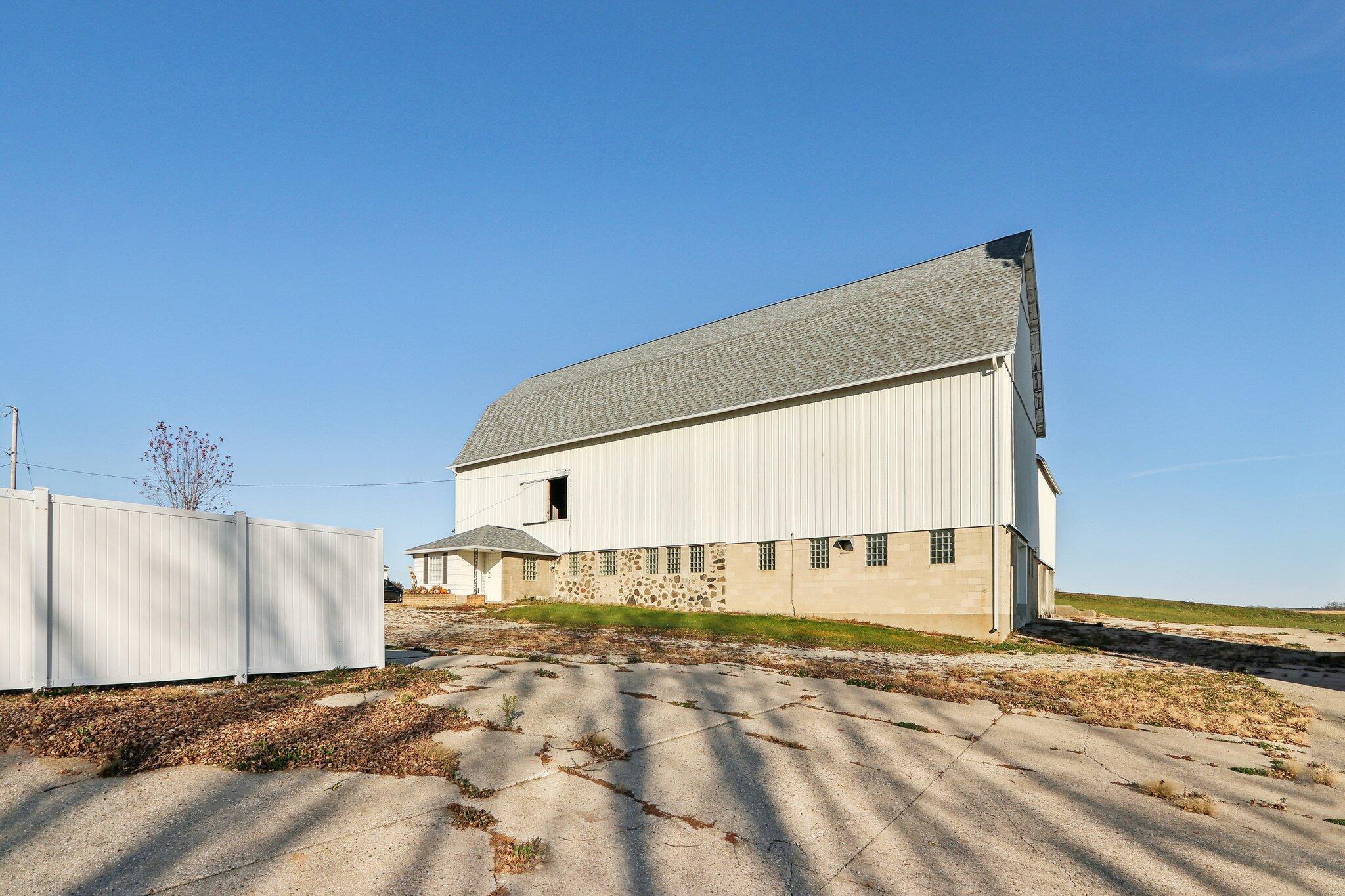 W7167 Five Mile Rd