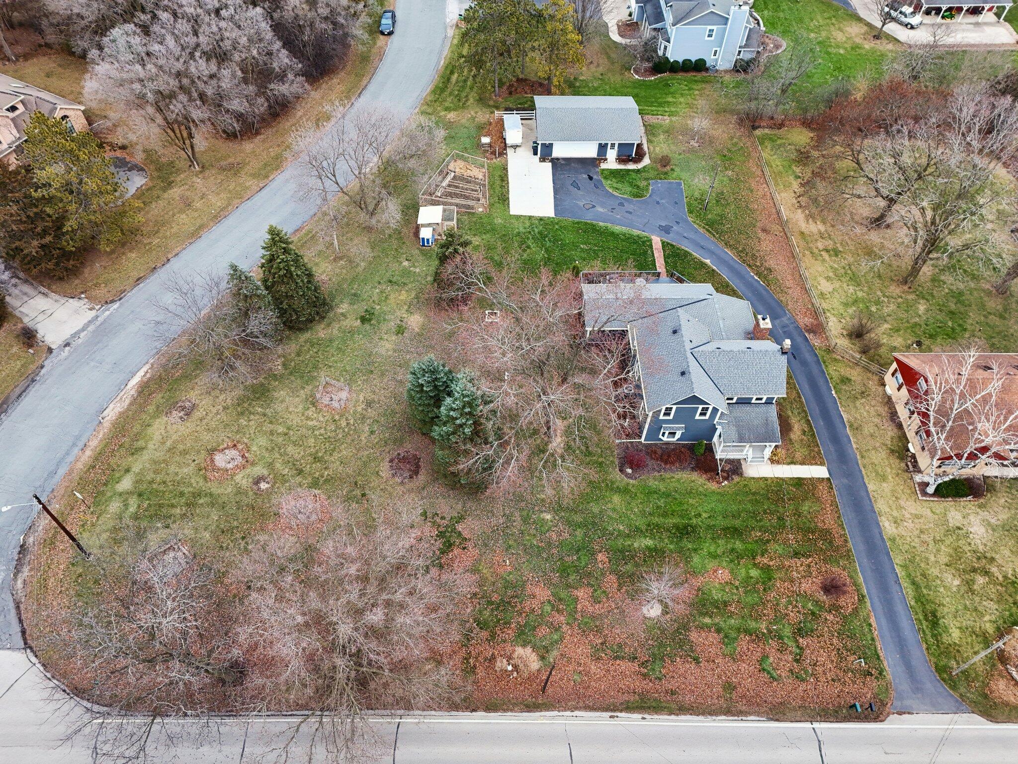 W299N5352 County Road E -