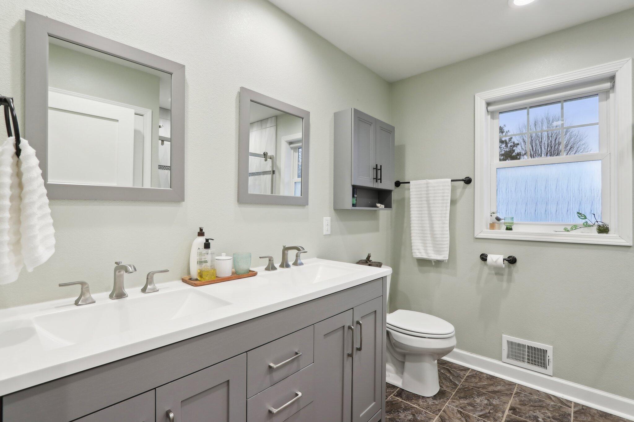W299N5352 County Road E -