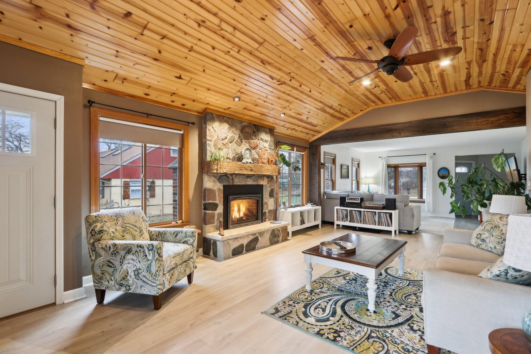 W299N5352 County Road E -