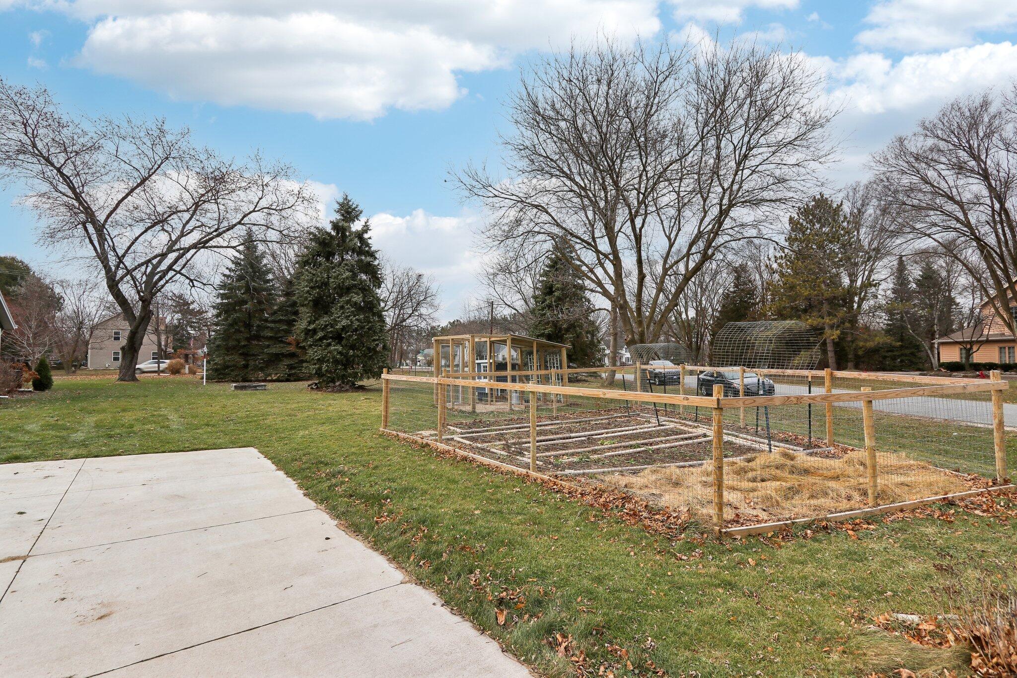 W299N5352 County Road E -