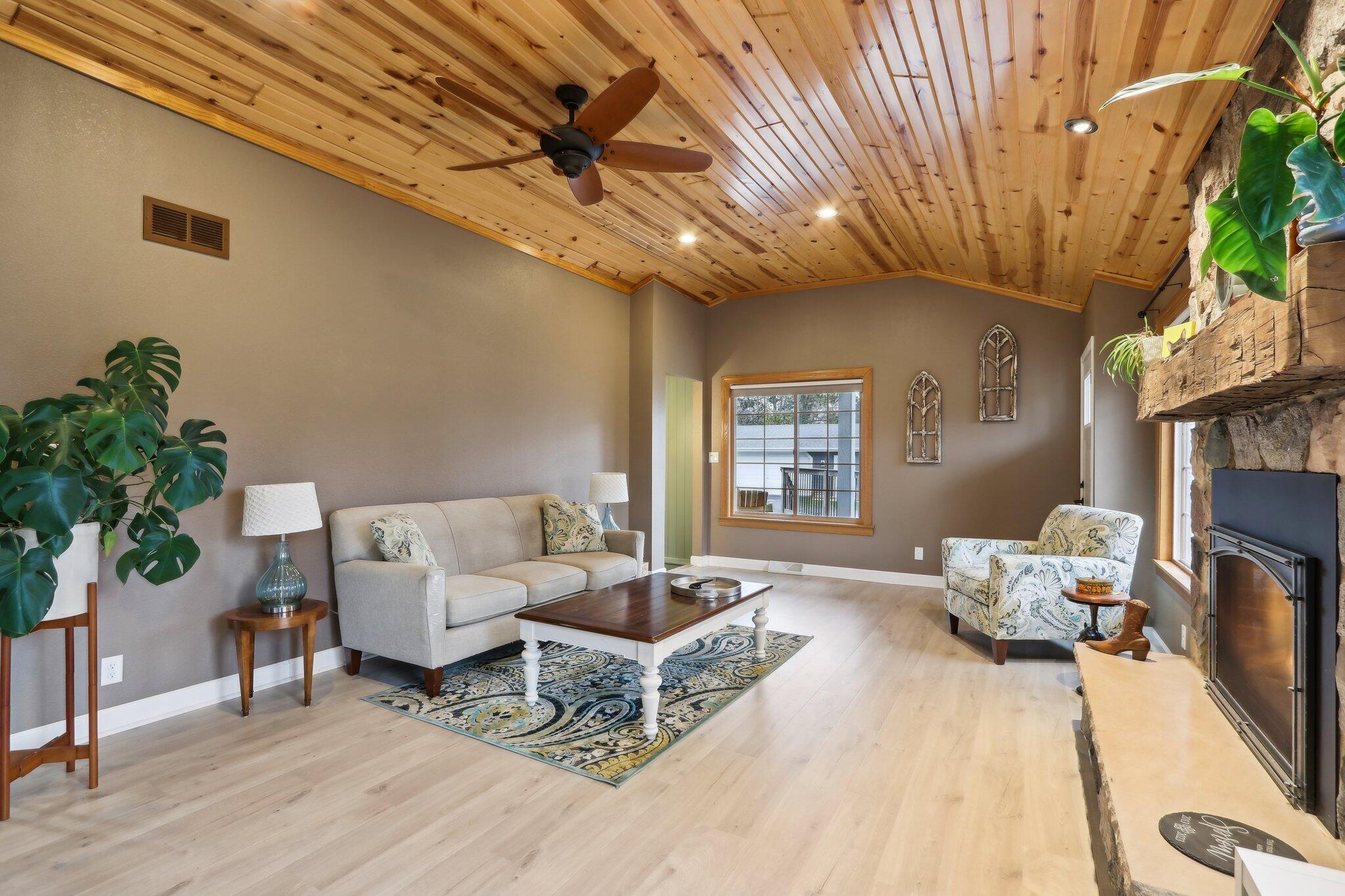 W299N5352 County Road E -