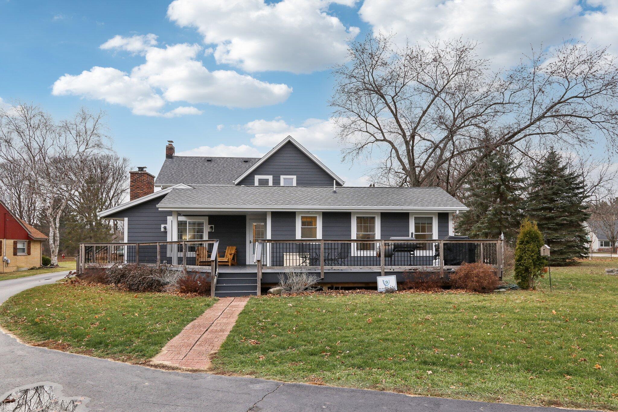 W299N5352 County Road E -