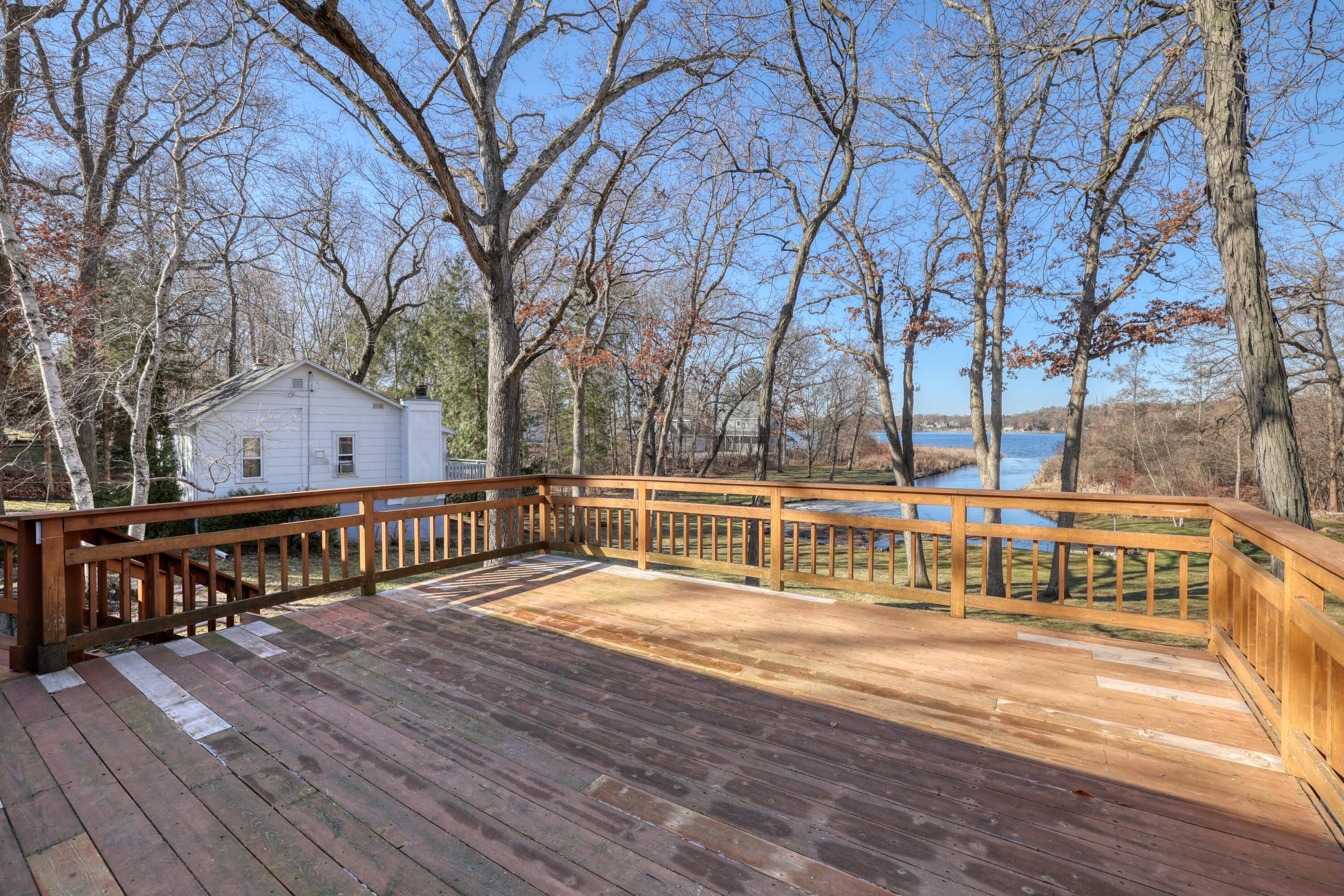 3513 Ridge Dr, 3507