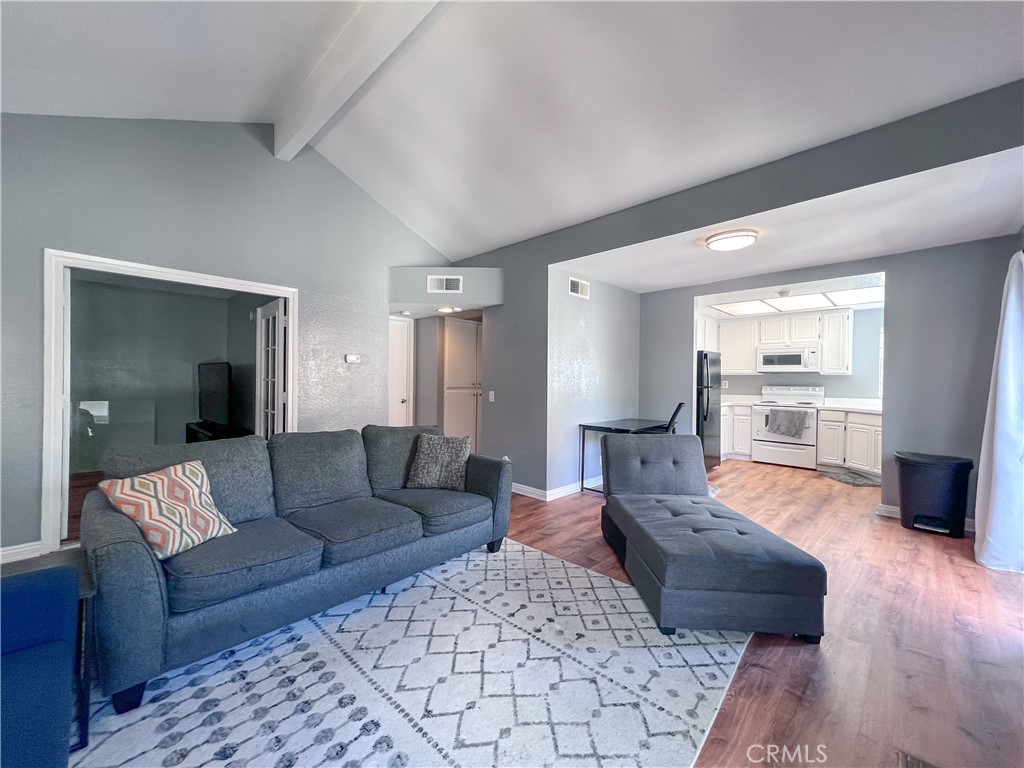 22719 Lakeway Drive 400
