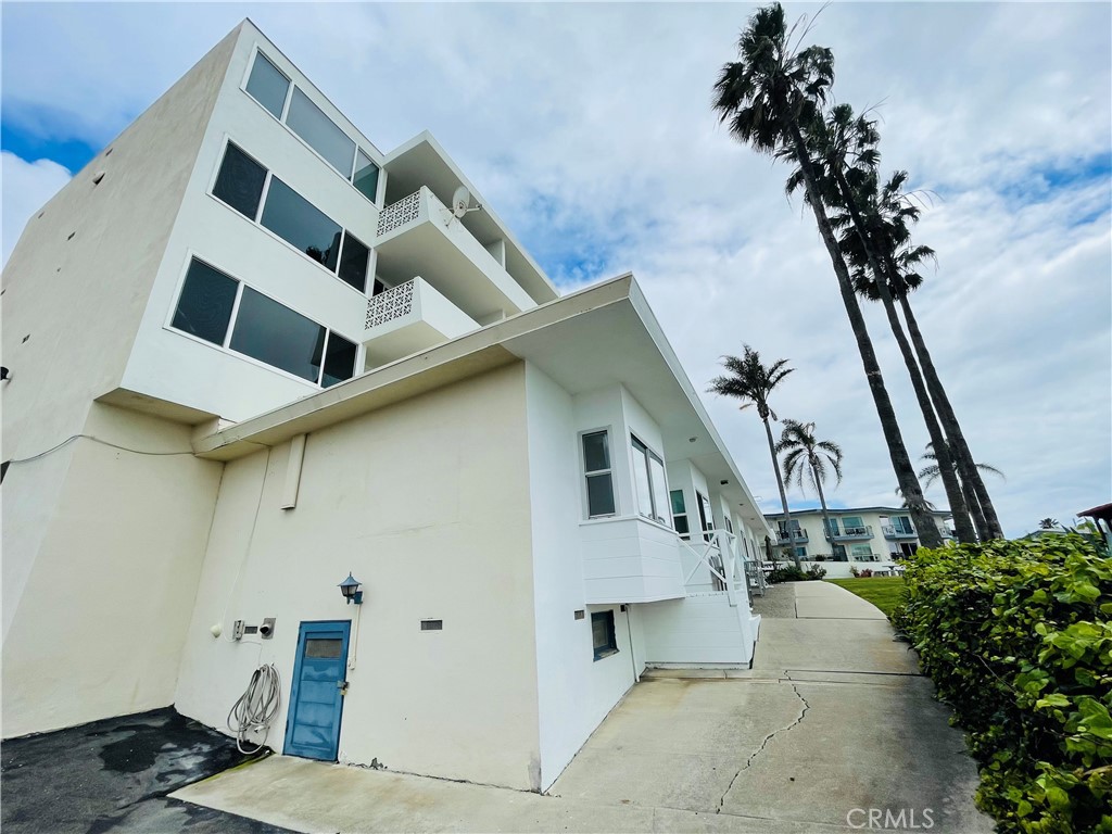 420 Monterey Lane 1D