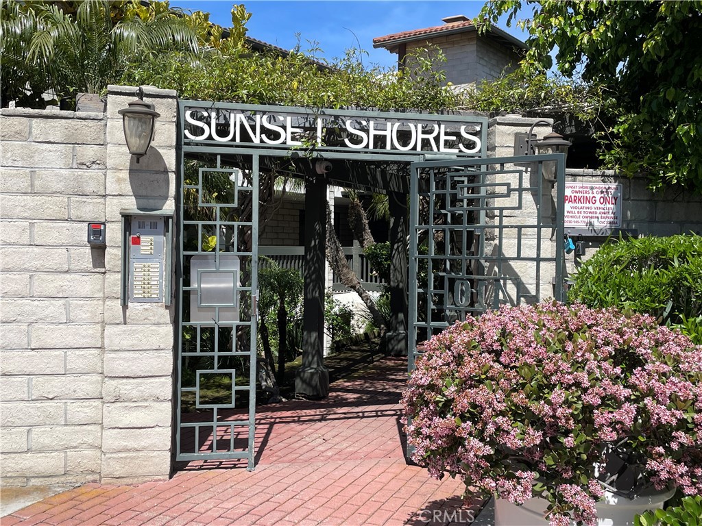 410 Corto Lane 9