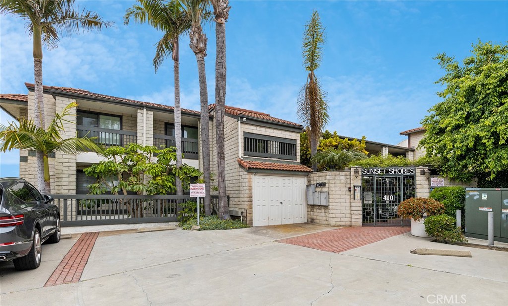 410 Corto Lane 9