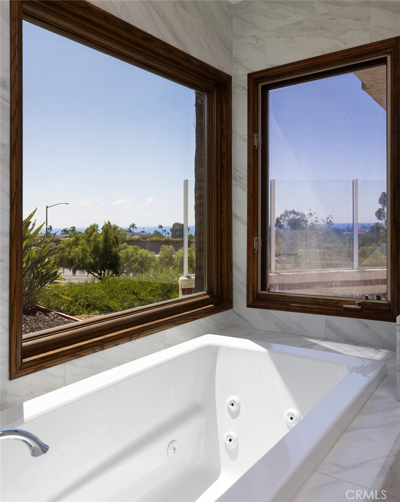 2957 Calle Frontera