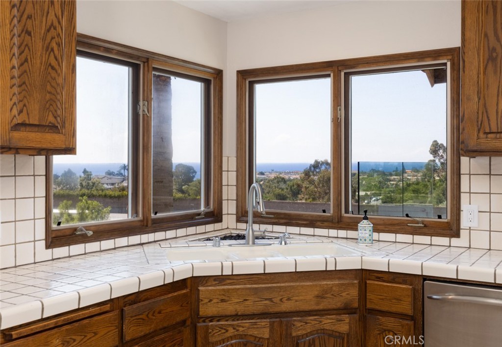 2957 Calle Frontera