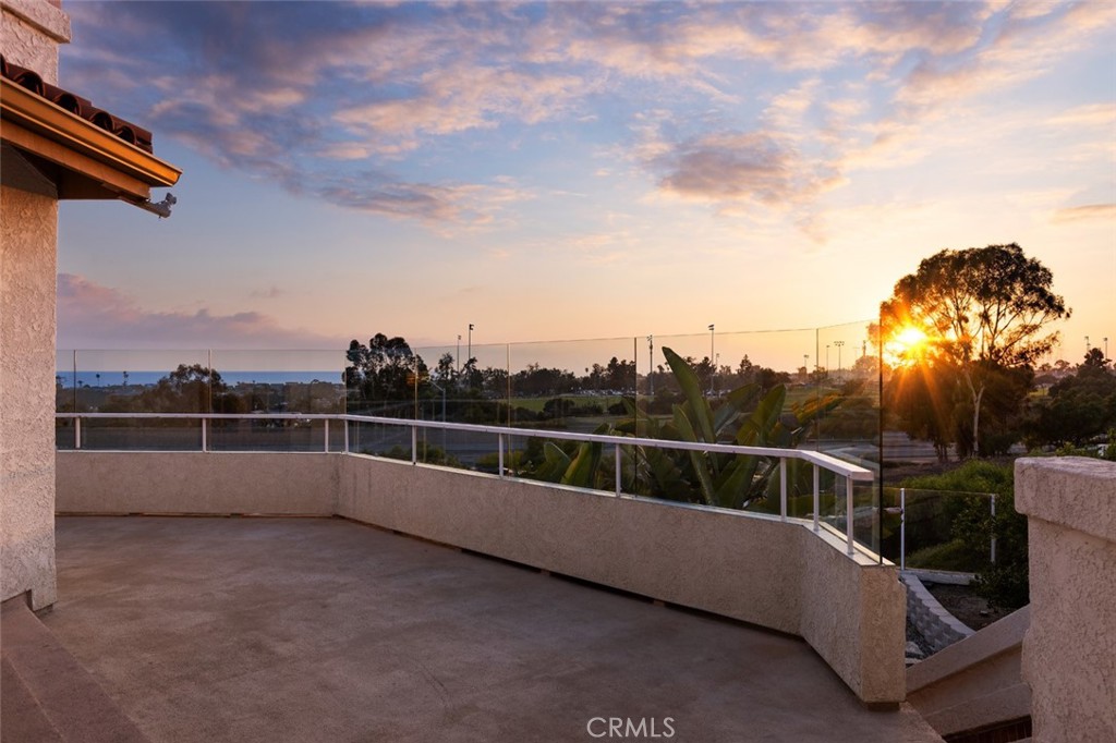 2957 Calle Frontera
