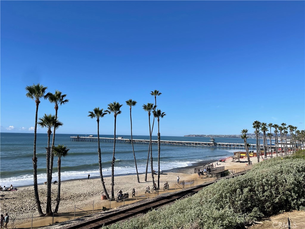 229 W Avenida Cordoba