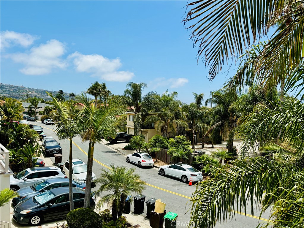 252 Avenida Del Poniente