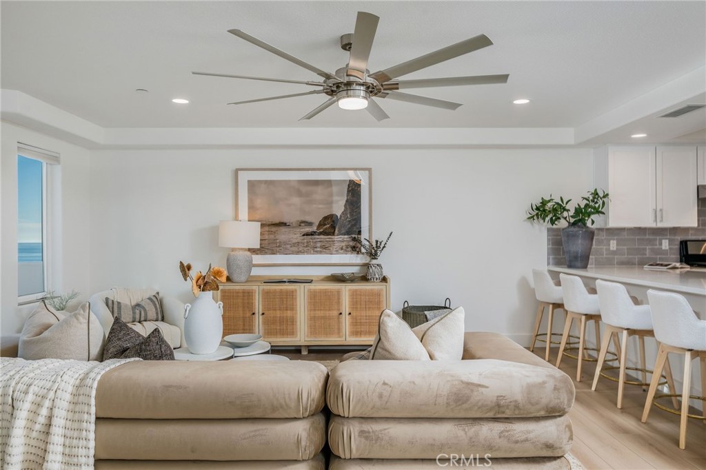 412 Arenoso Lane 303