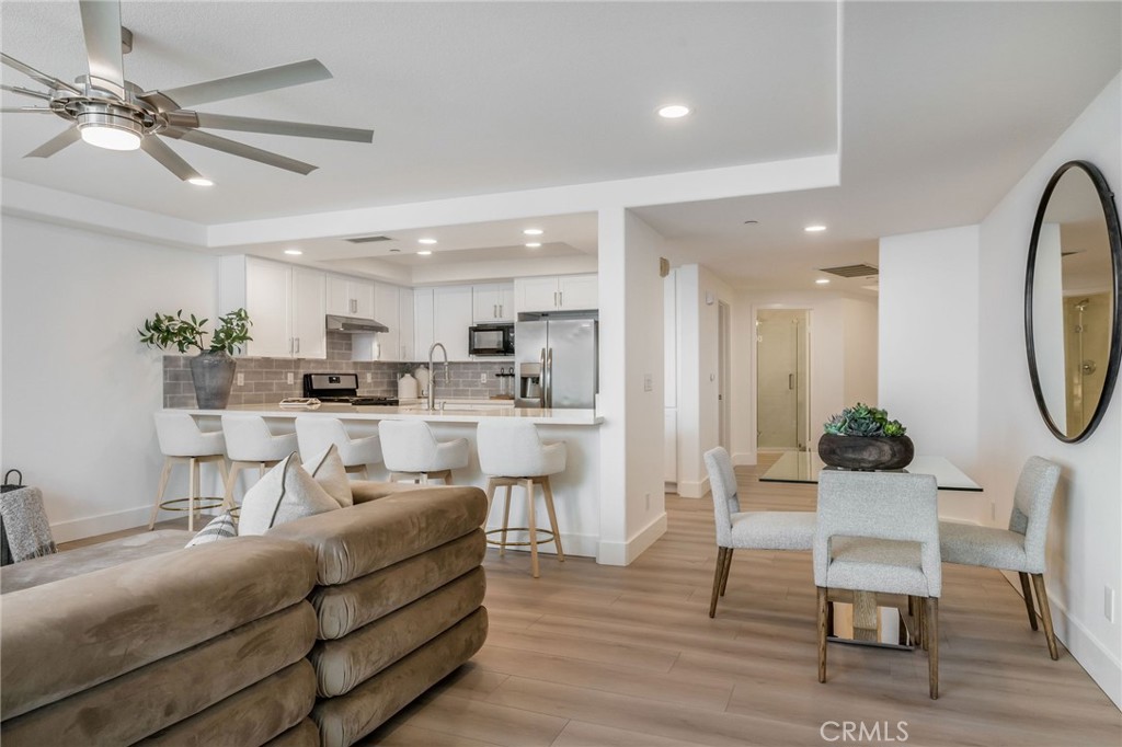 412 Arenoso Lane 303