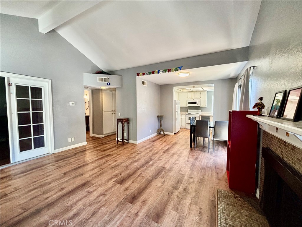 22719 Lakeway Drive 400