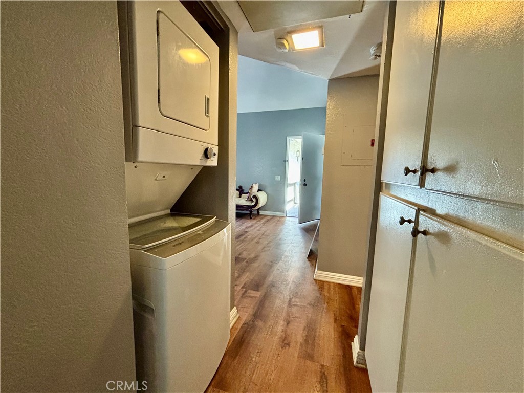 22719 Lakeway Drive 400